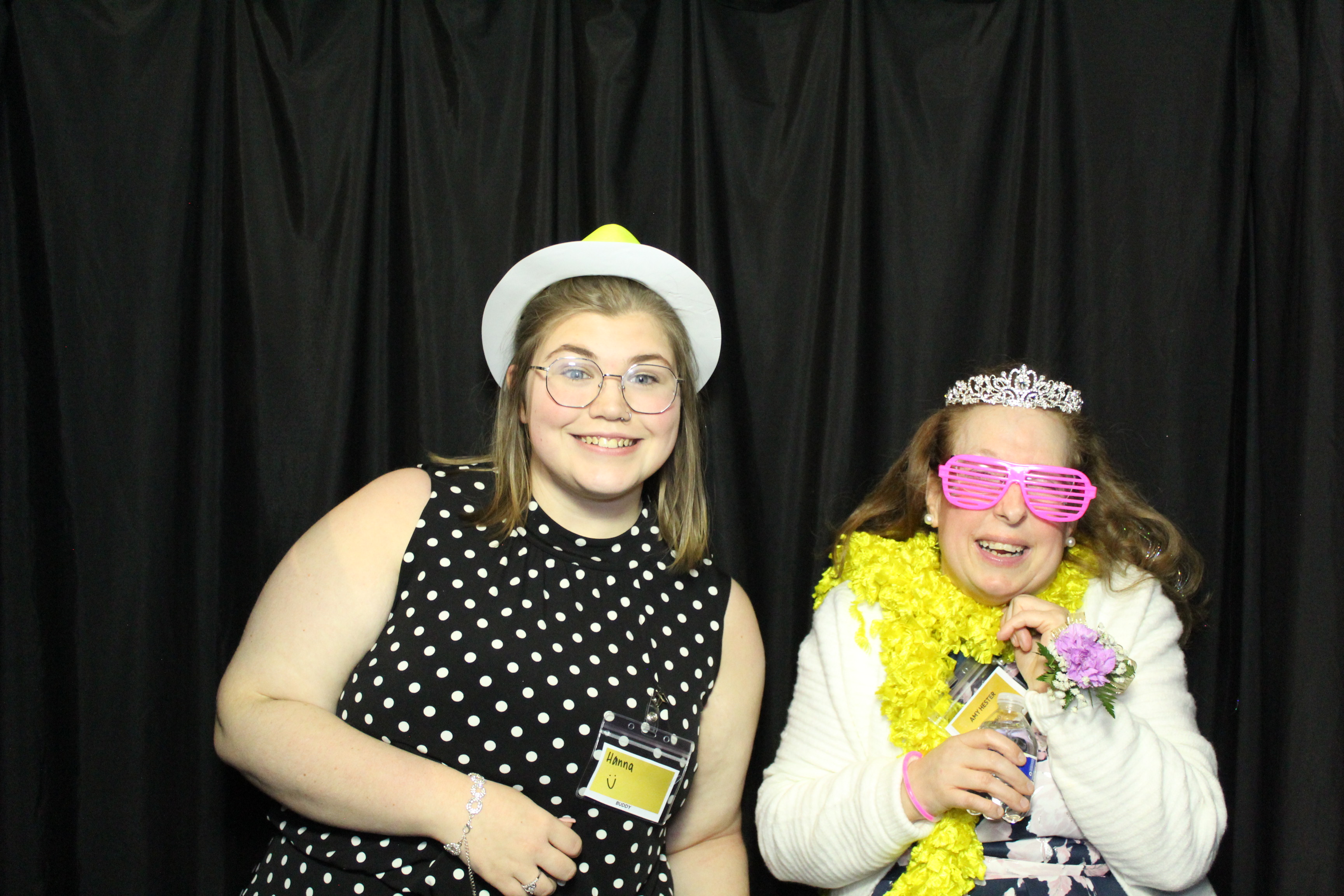 A Night to Shine | View more photos from the event at gallery.photoboothcincy.com/u/PhotoBoothCincy/A-Night-to-Shine