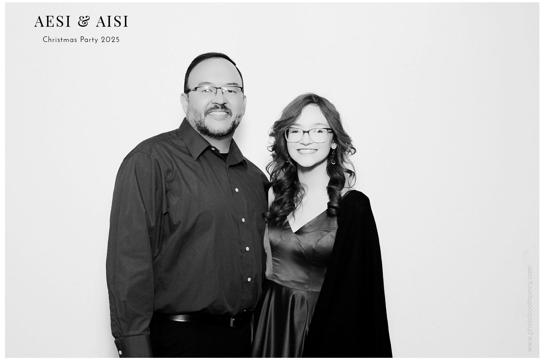 AESI & AISI Christmas party | View more photos from the event at gallery.photoboothcincy.com/u/PhotoBoothCincy/AESI-AISI-Christmas-party