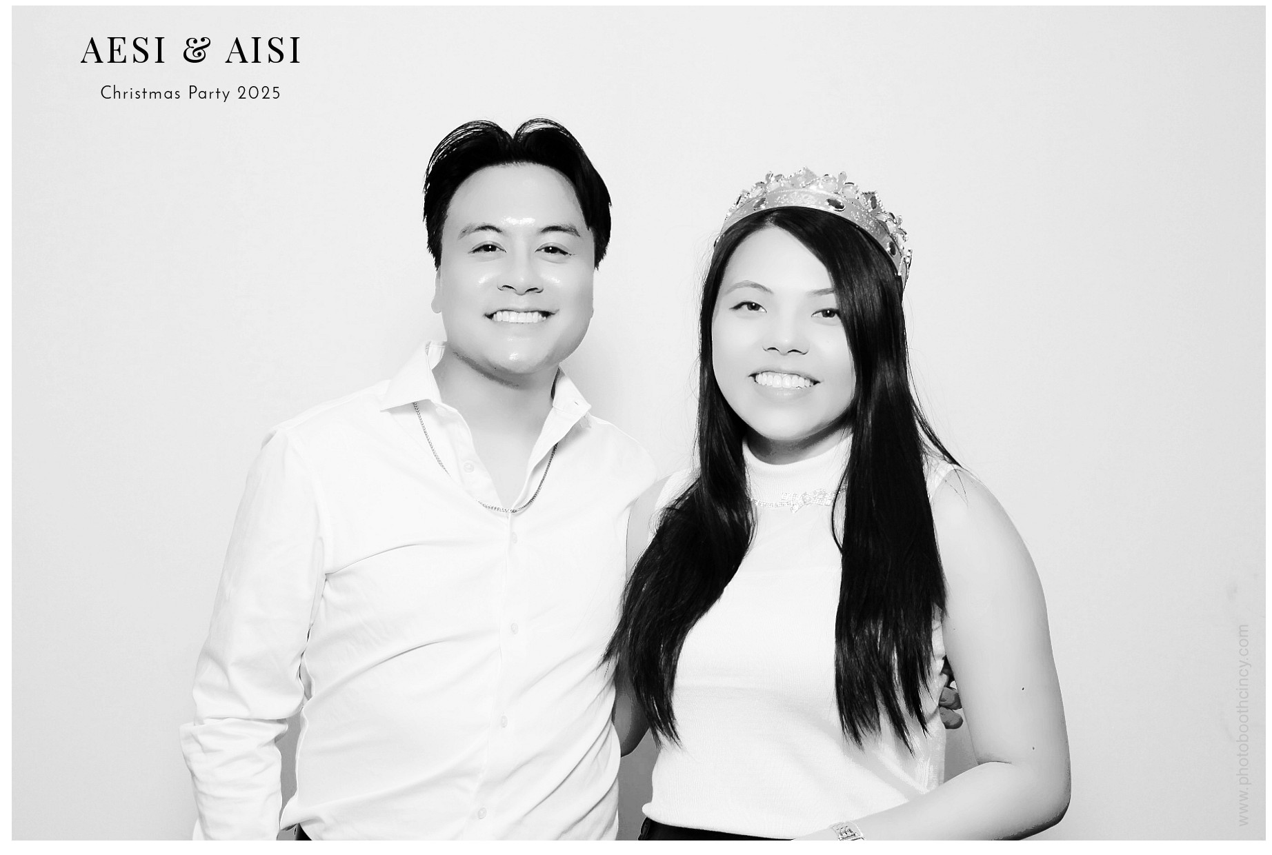 AESI & AISI Christmas party | View more photos from the event at gallery.photoboothcincy.com/u/PhotoBoothCincy/AESI-AISI-Christmas-party