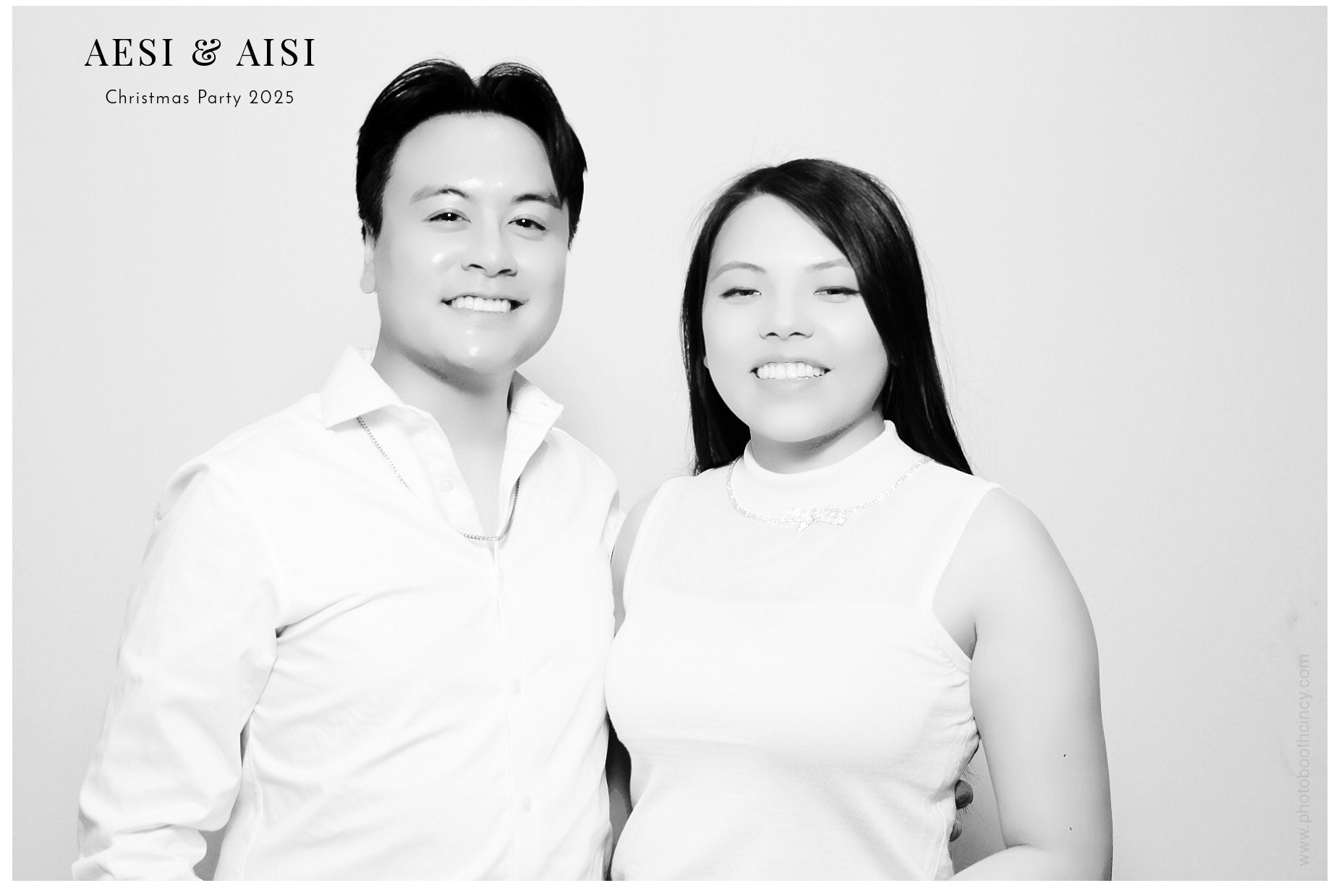 AESI & AISI Christmas party | View more photos from the event at gallery.photoboothcincy.com/u/PhotoBoothCincy/AESI-AISI-Christmas-party
