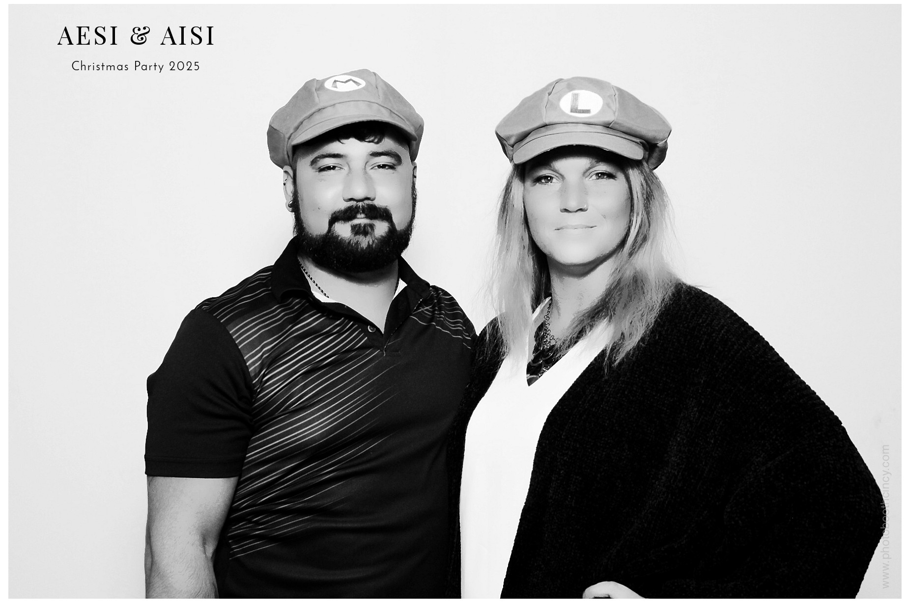 AESI & AISI Christmas party | View more photos from the event at gallery.photoboothcincy.com/u/PhotoBoothCincy/AESI-AISI-Christmas-party