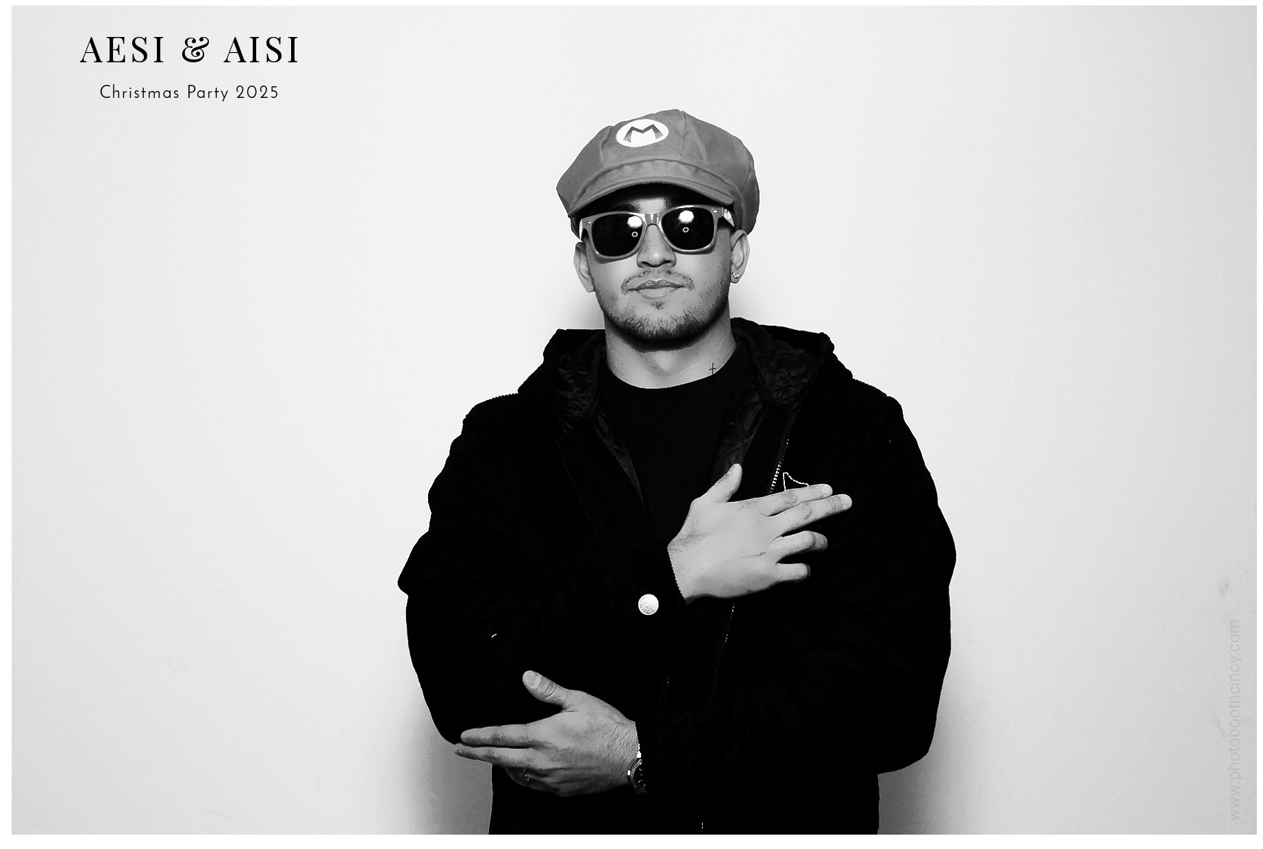 AESI & AISI Christmas party | View more photos from the event at gallery.photoboothcincy.com/u/PhotoBoothCincy/AESI-AISI-Christmas-party