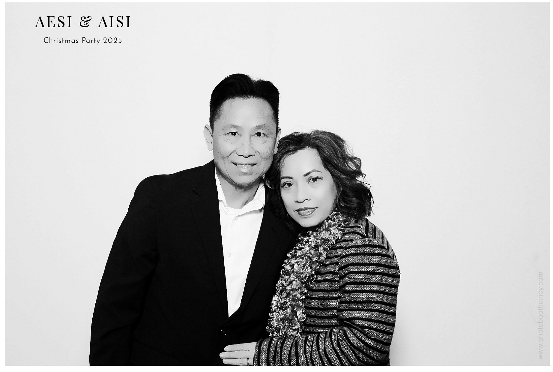 AESI & AISI Christmas party | View more photos from the event at gallery.photoboothcincy.com/u/PhotoBoothCincy/AESI-AISI-Christmas-party