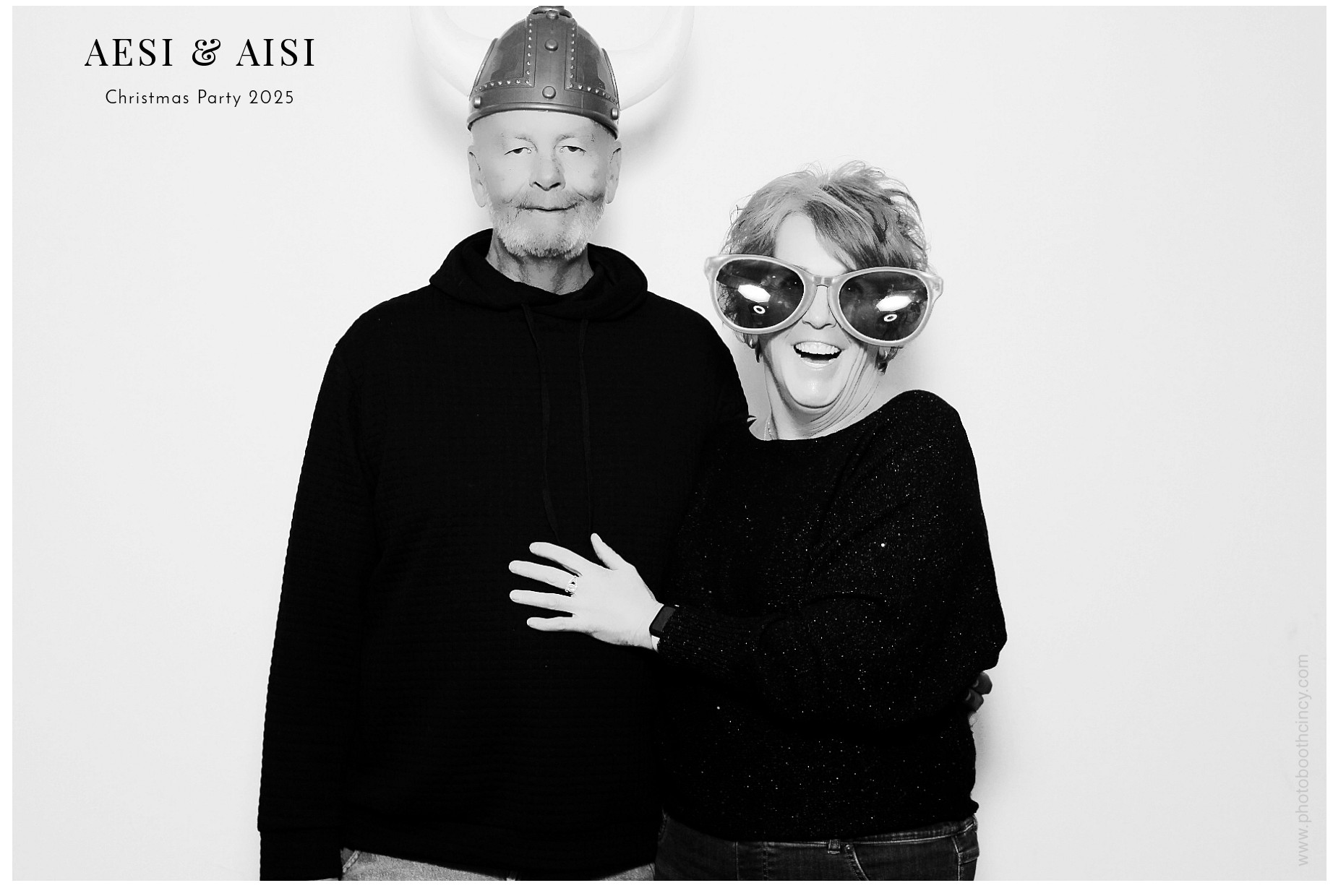 AESI & AISI Christmas party | View more photos from the event at gallery.photoboothcincy.com/u/PhotoBoothCincy/AESI-AISI-Christmas-party