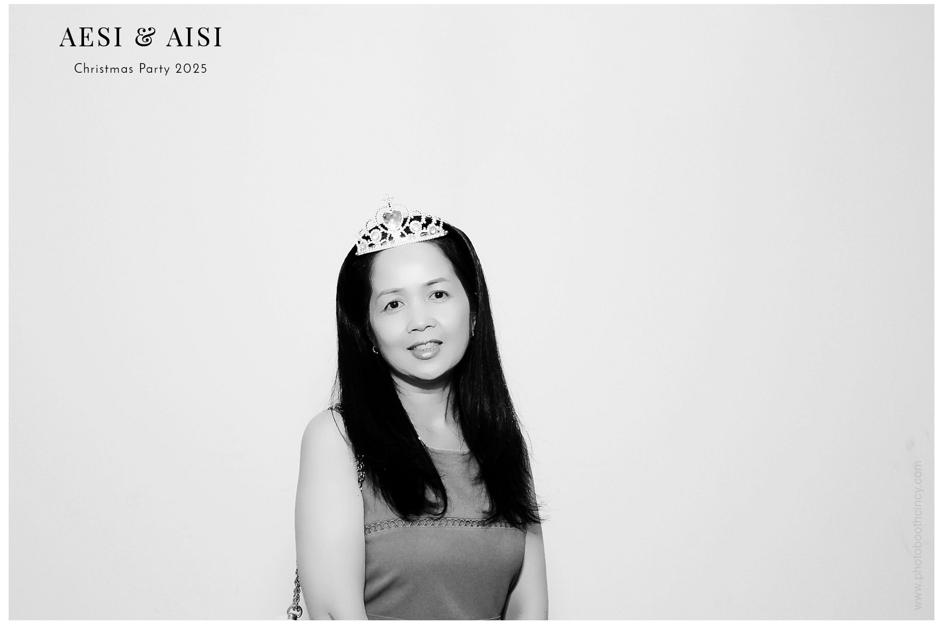AESI & AISI Christmas party | View more photos from the event at gallery.photoboothcincy.com/u/PhotoBoothCincy/AESI-AISI-Christmas-party