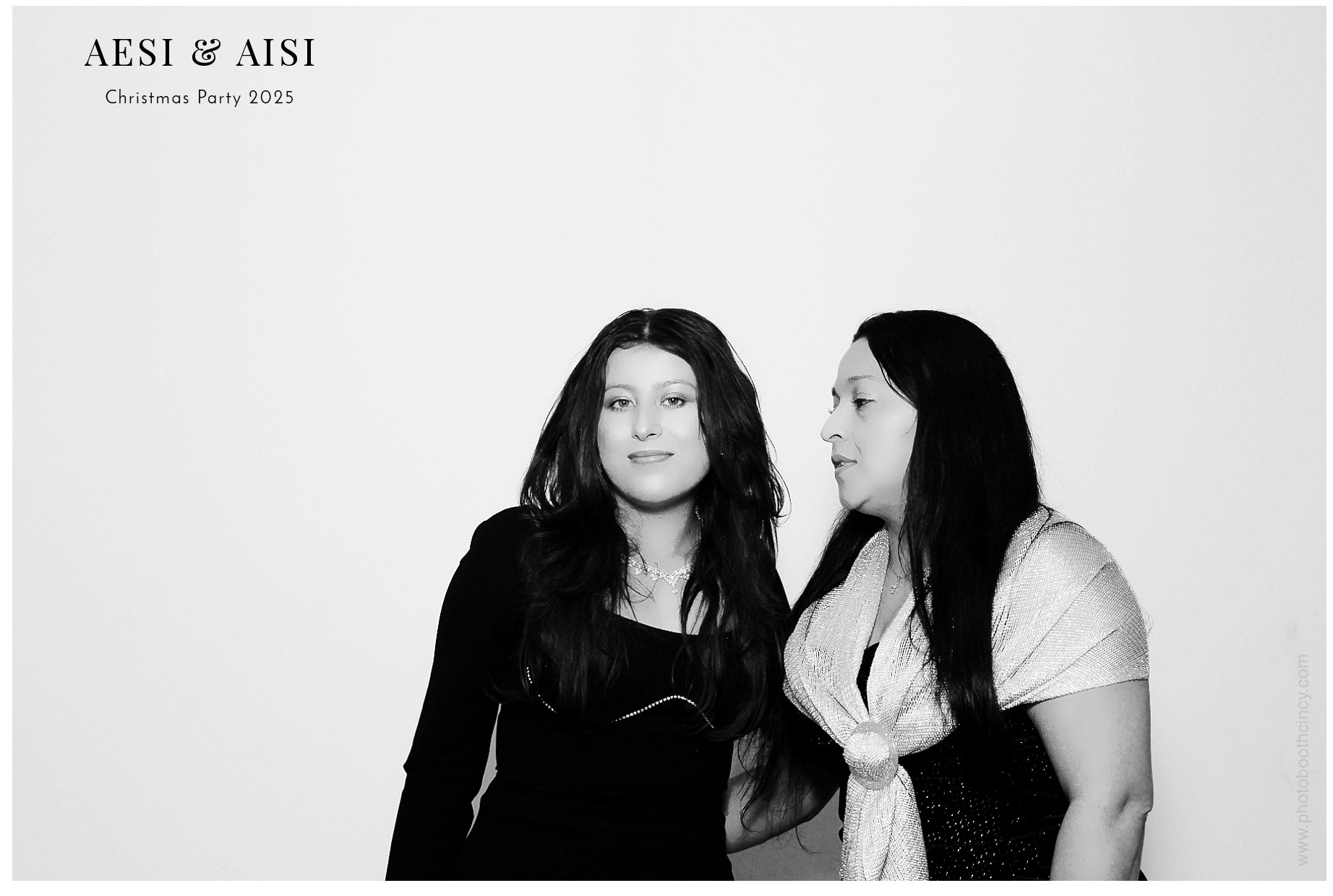 AESI & AISI Christmas party | View more photos from the event at gallery.photoboothcincy.com/u/PhotoBoothCincy/AESI-AISI-Christmas-party