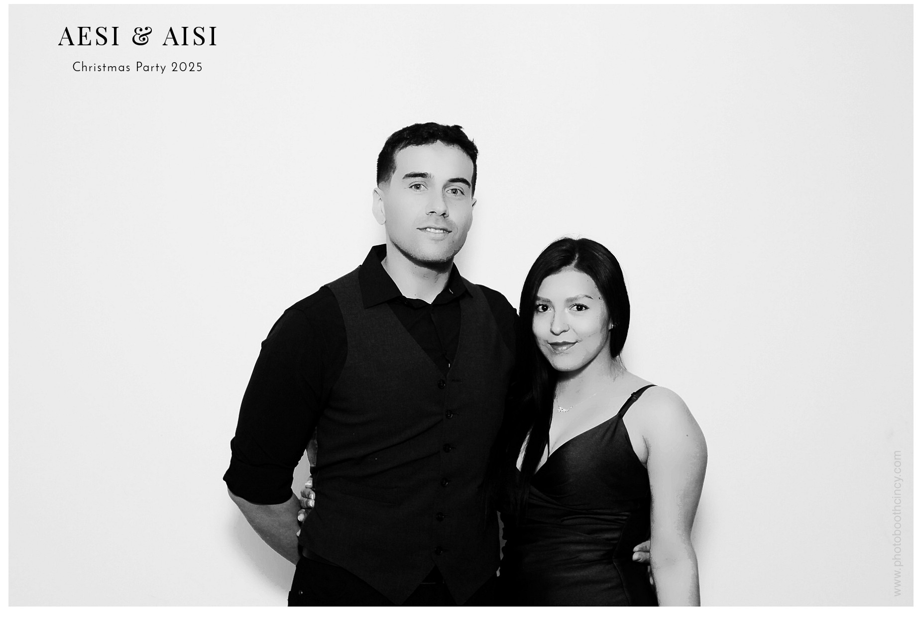 AESI & AISI Christmas party | View more photos from the event at gallery.photoboothcincy.com/u/PhotoBoothCincy/AESI-AISI-Christmas-party