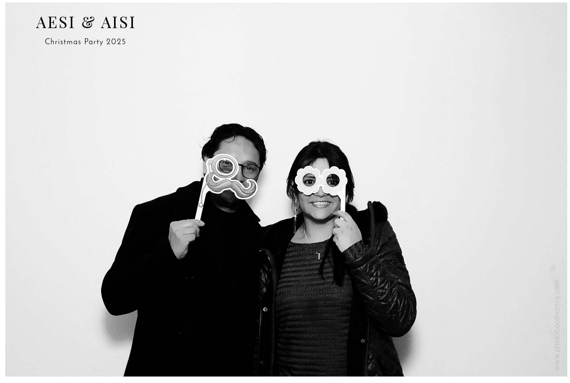 AESI & AISI Christmas party | View more photos from the event at gallery.photoboothcincy.com/u/PhotoBoothCincy/AESI-AISI-Christmas-party