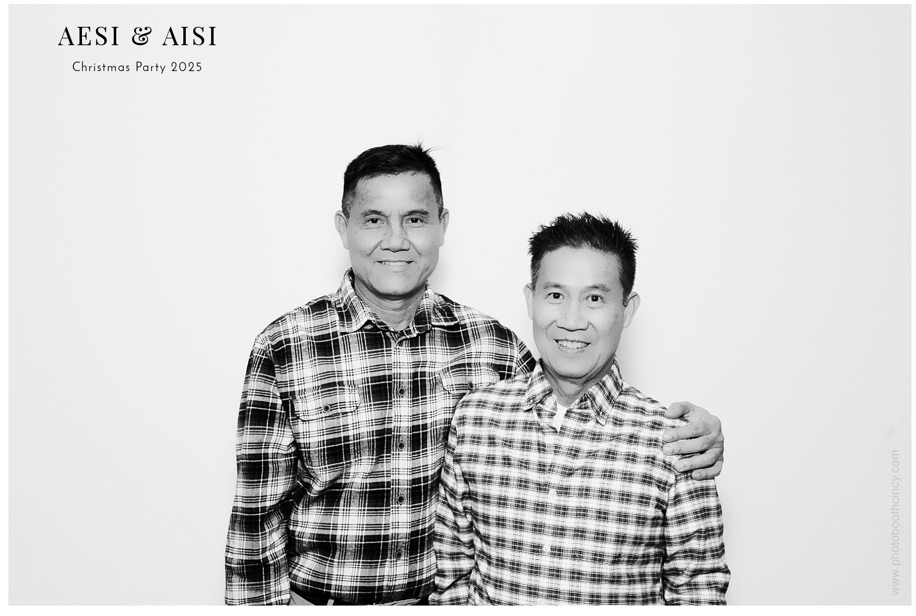 AESI & AISI Christmas party | View more photos from the event at gallery.photoboothcincy.com/u/PhotoBoothCincy/AESI-AISI-Christmas-party