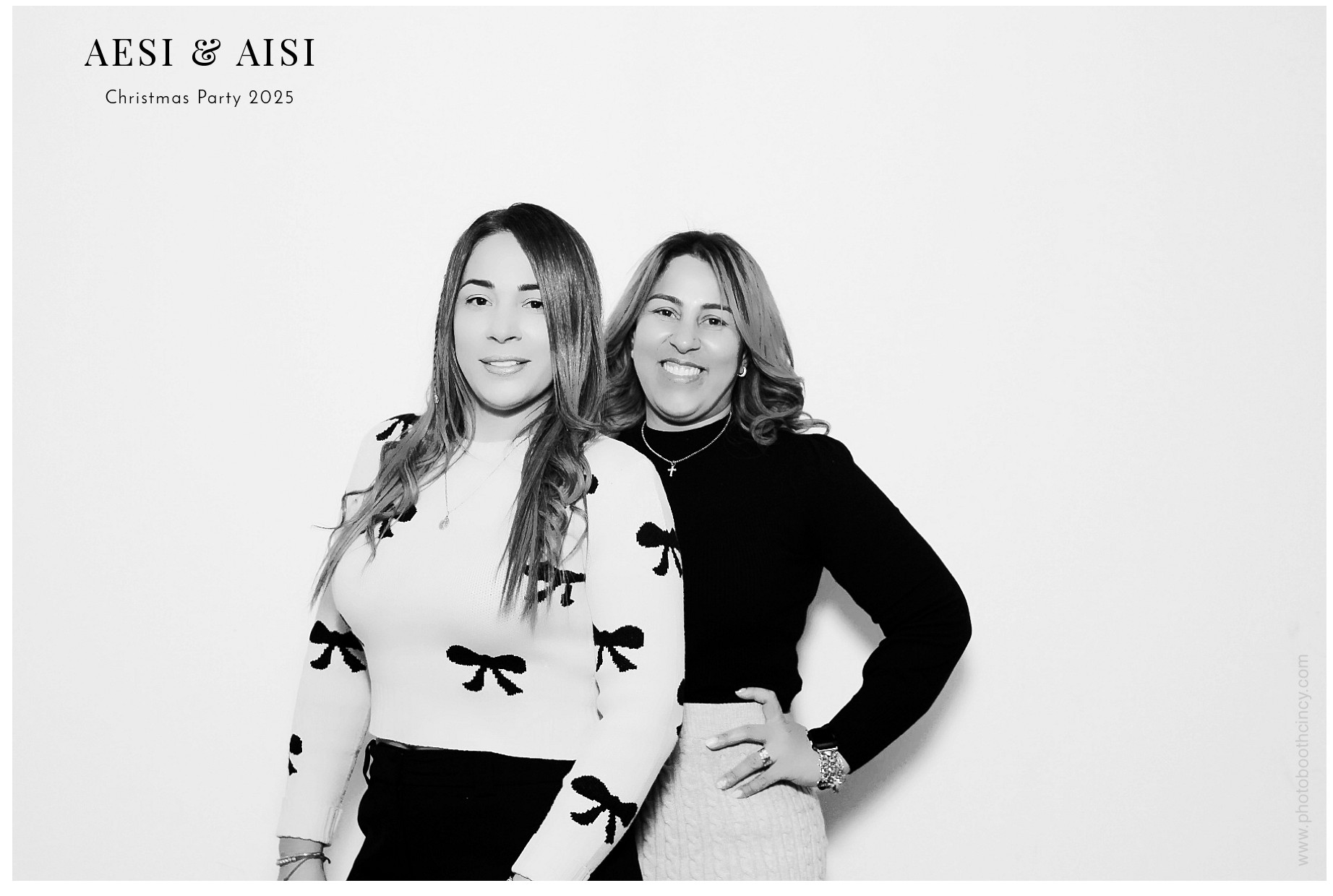 AESI & AISI Christmas party | View more photos from the event at gallery.photoboothcincy.com/u/PhotoBoothCincy/AESI-AISI-Christmas-party
