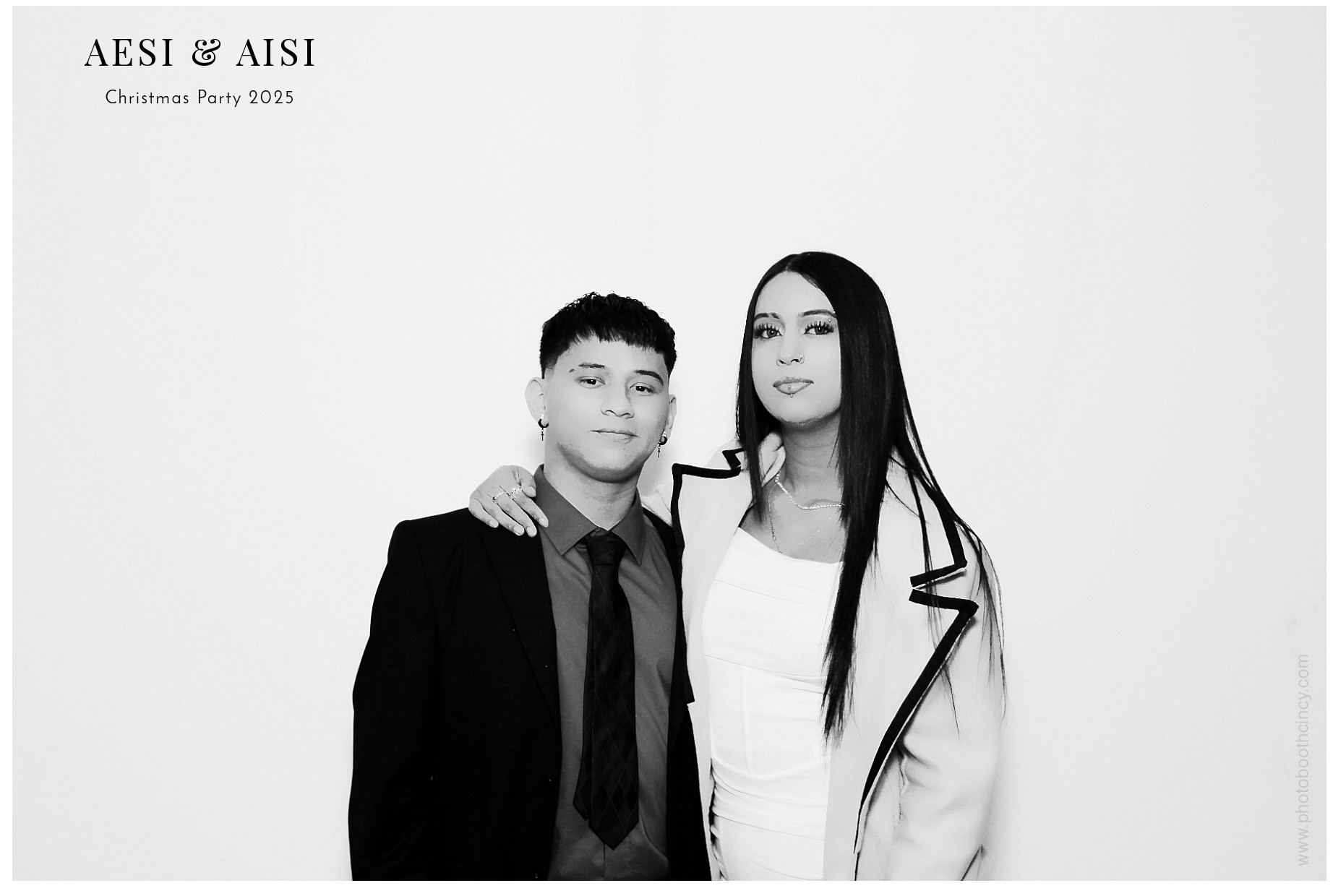 AESI & AISI Christmas party | View more photos from the event at gallery.photoboothcincy.com/u/PhotoBoothCincy/AESI-AISI-Christmas-party