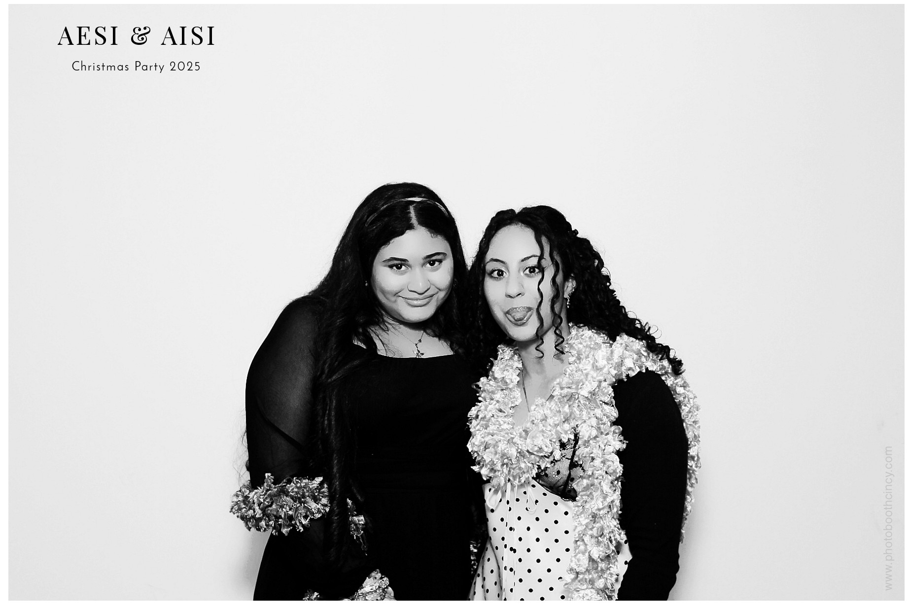 AESI & AISI Christmas party | View more photos from the event at gallery.photoboothcincy.com/u/PhotoBoothCincy/AESI-AISI-Christmas-party