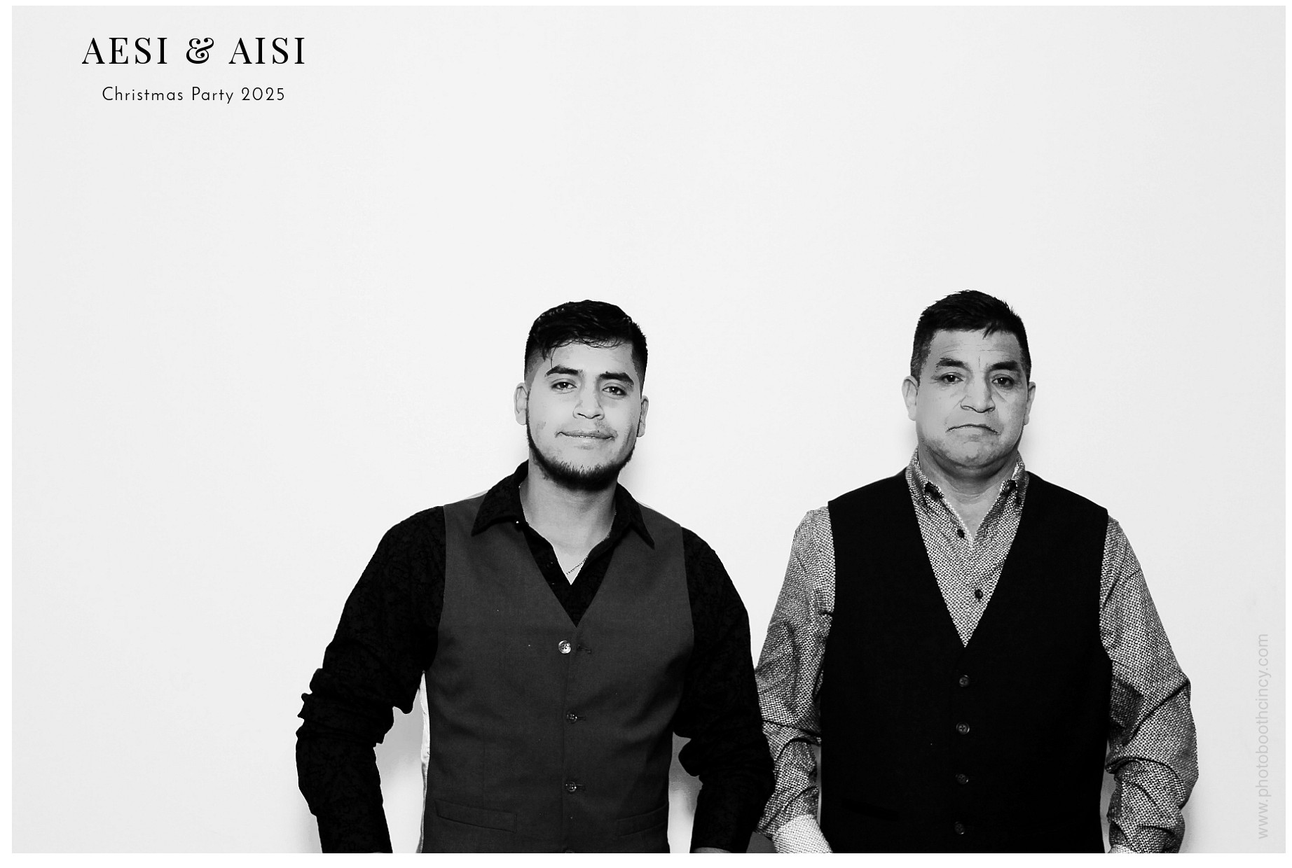 AESI & AISI Christmas party | View more photos from the event at gallery.photoboothcincy.com/u/PhotoBoothCincy/AESI-AISI-Christmas-party