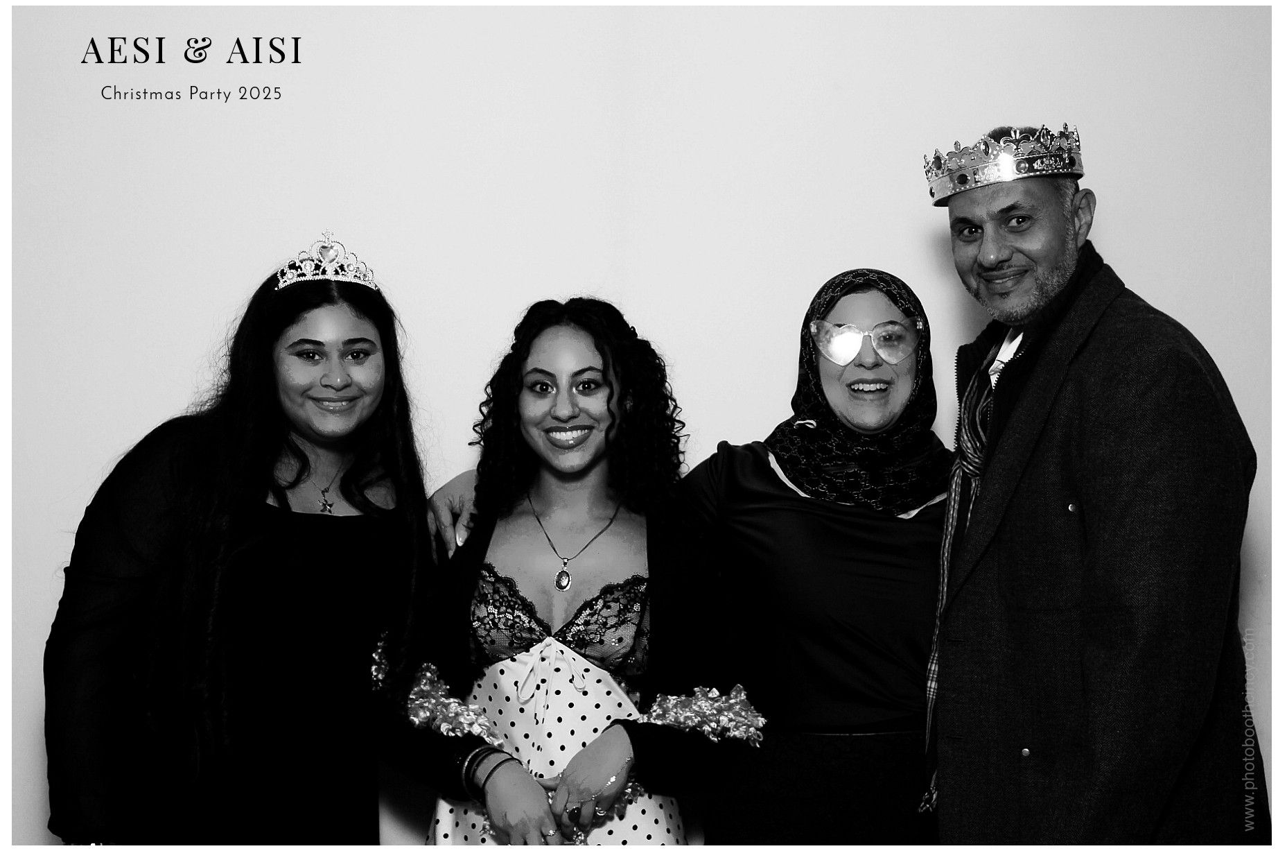 AESI & AISI Christmas party | View more photos from the event at gallery.photoboothcincy.com/u/PhotoBoothCincy/AESI-AISI-Christmas-party