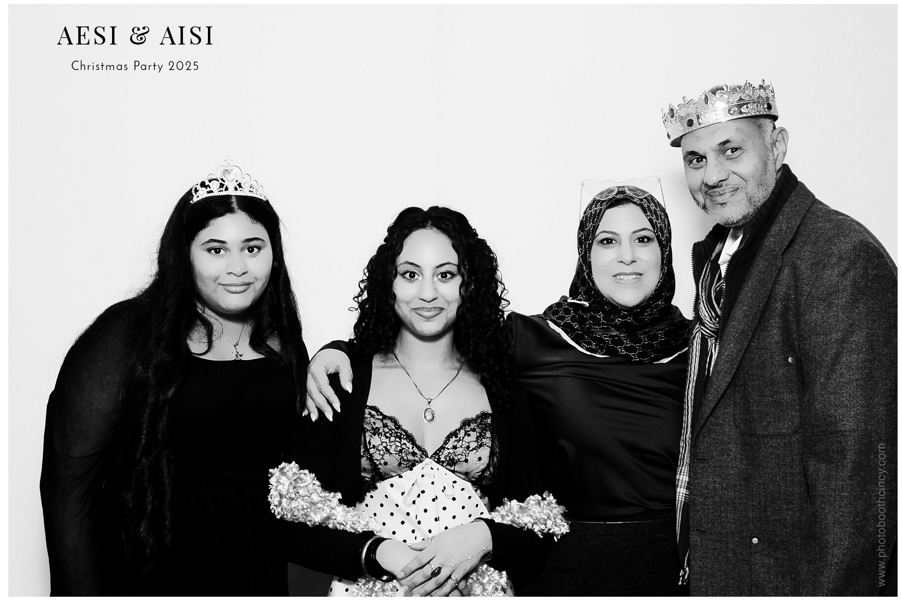 AESI & AISI Christmas party | View more photos from the event at gallery.photoboothcincy.com/u/PhotoBoothCincy/AESI-AISI-Christmas-party