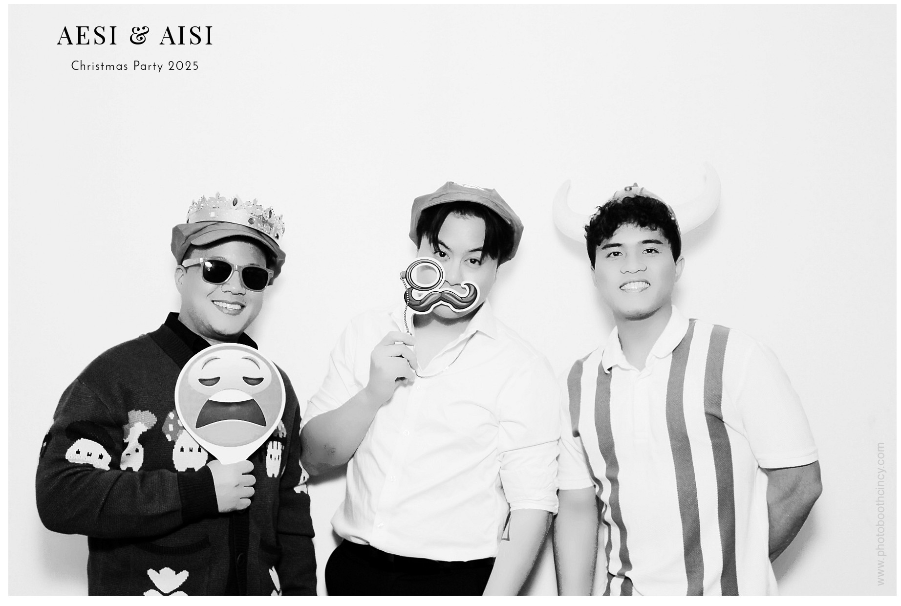 AESI & AISI Christmas party | View more photos from the event at gallery.photoboothcincy.com/u/PhotoBoothCincy/AESI-AISI-Christmas-party
