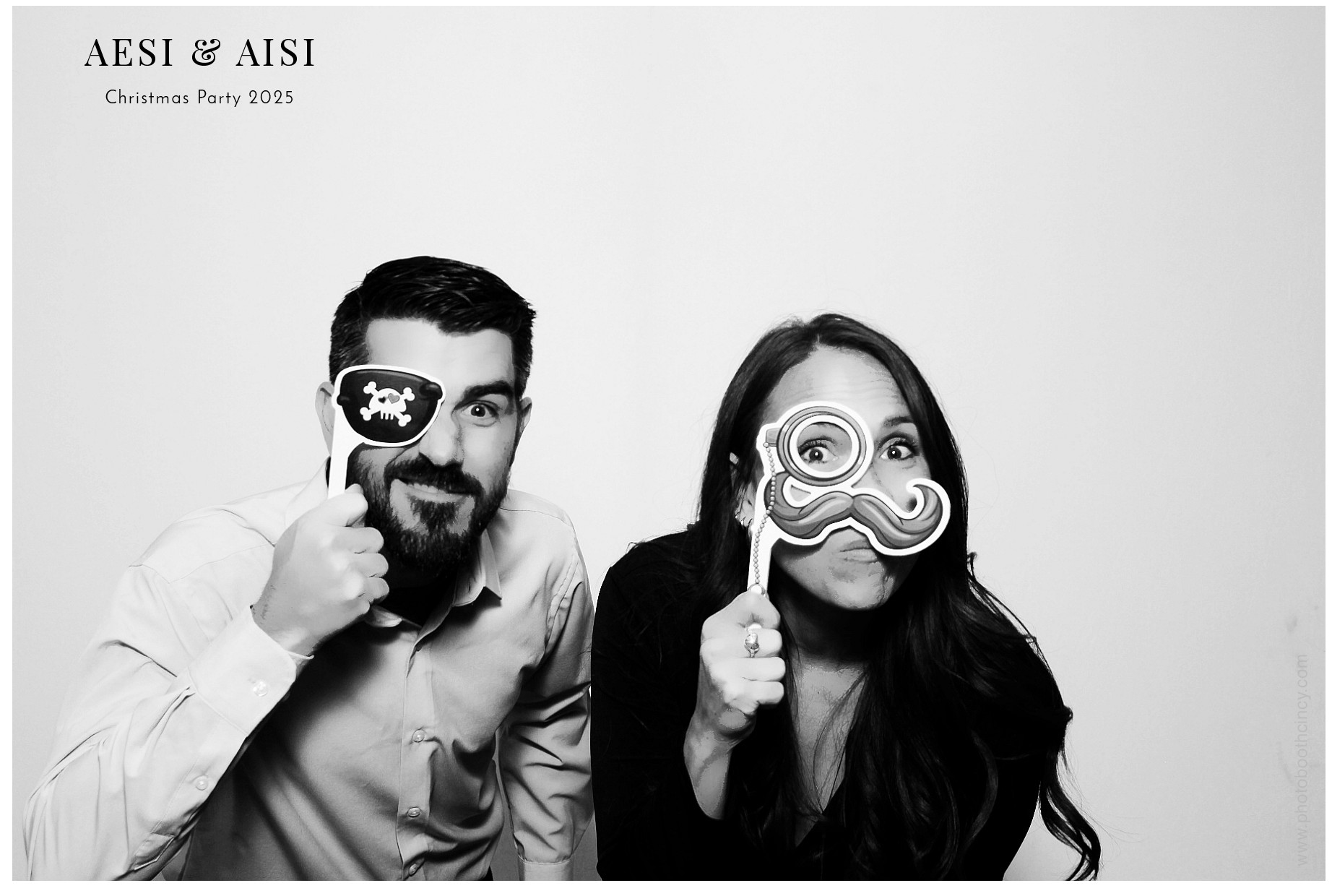 AESI & AISI Christmas party | View more photos from the event at gallery.photoboothcincy.com/u/PhotoBoothCincy/AESI-AISI-Christmas-party
