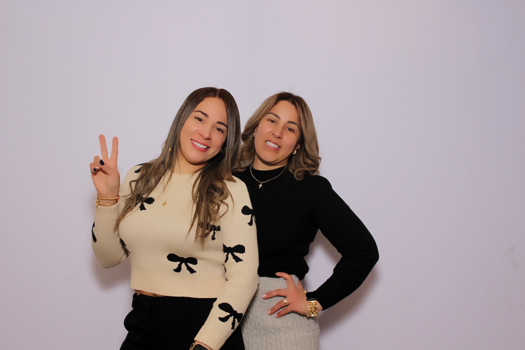 AESI & AISI Christmas party | View more photos from the event at gallery.photoboothcincy.com/u/PhotoBoothCincy/AESI-AISI-Christmas-party