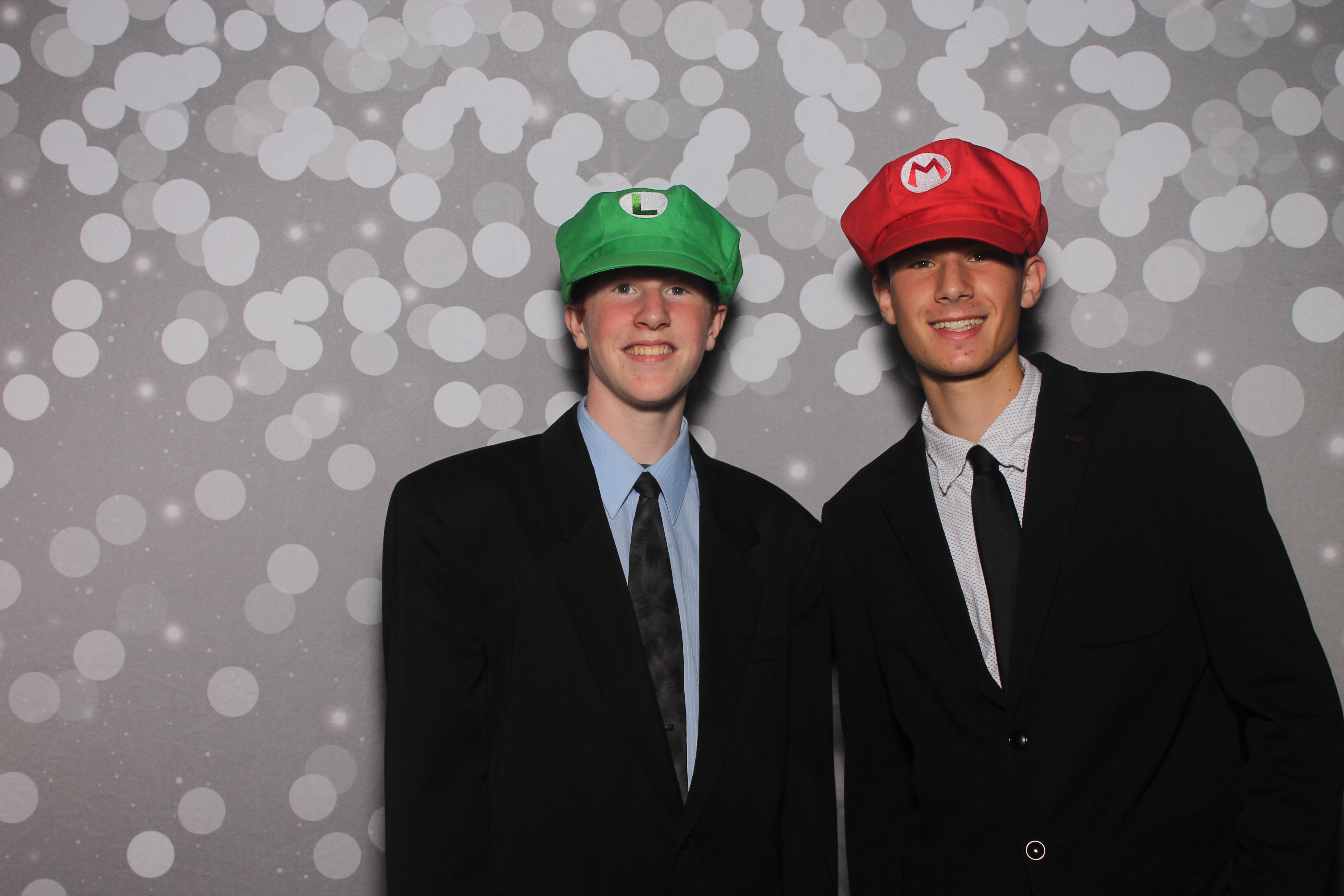 AMHEA Prom 2025 | View more photos from the event at gallery.photoboothcincy.com/u/PhotoBoothCincy/AMHEA-Prom-2025