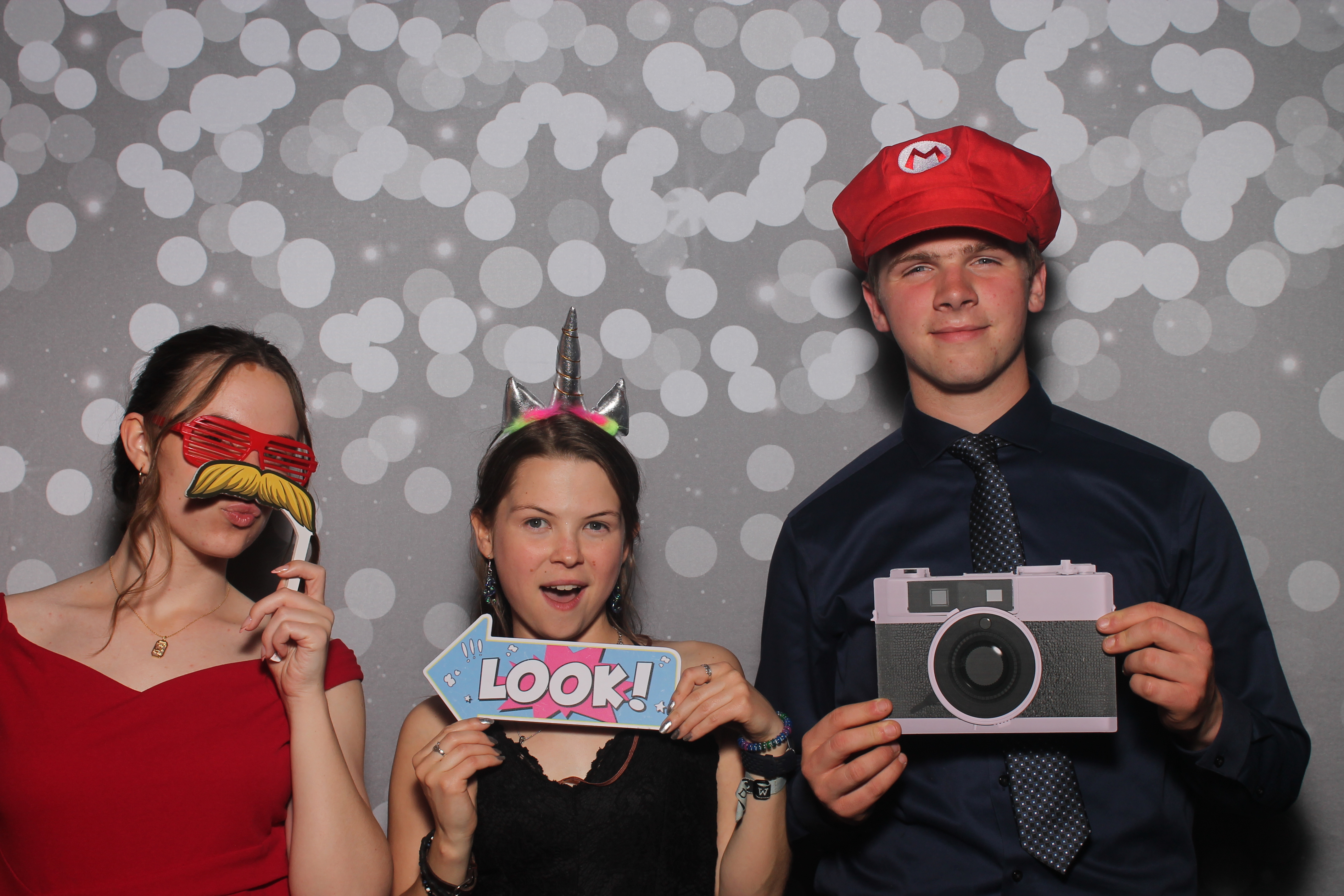 AMHEA Prom 2025 | View more photos from the event at gallery.photoboothcincy.com/u/PhotoBoothCincy/AMHEA-Prom-2025