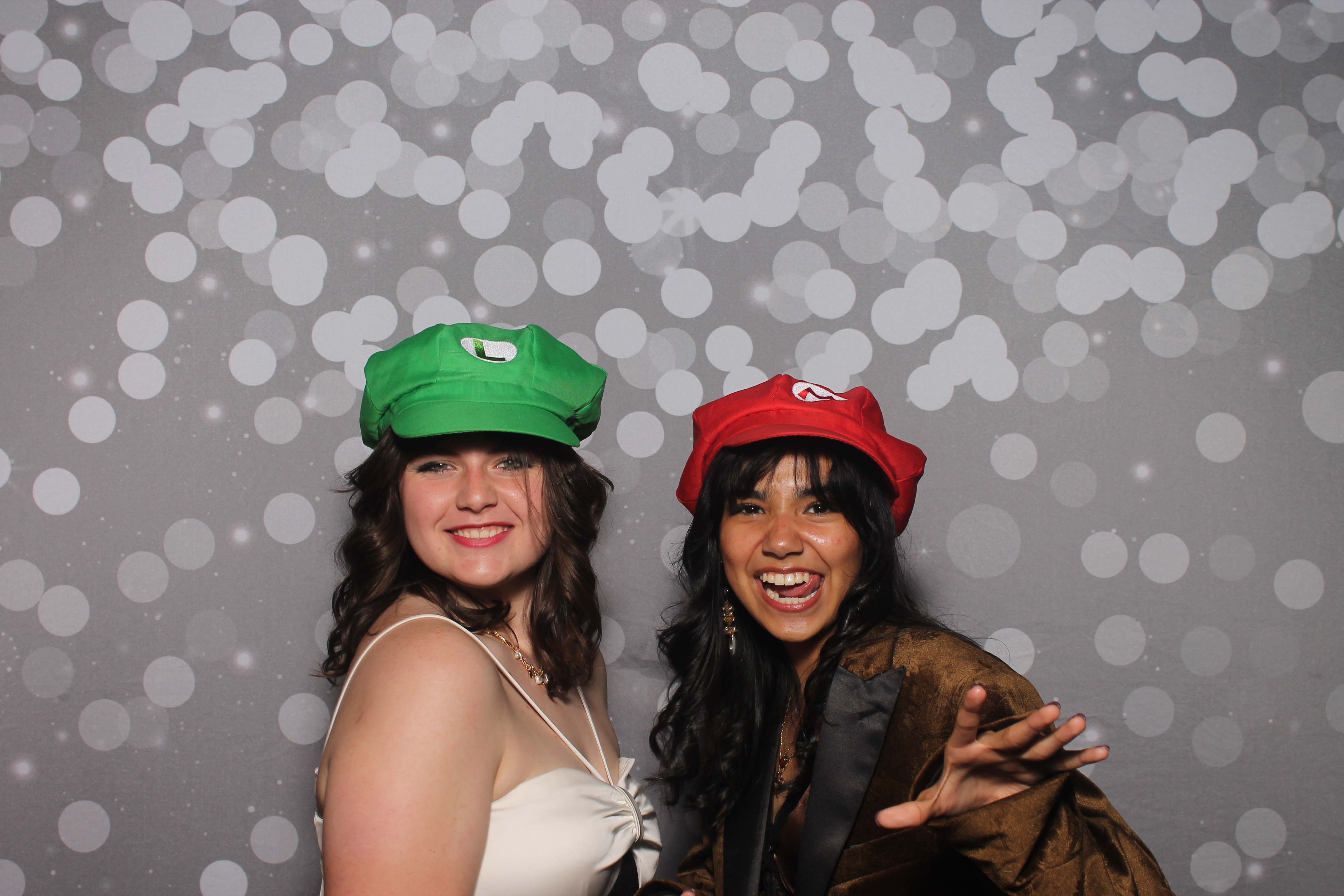 AMHEA Prom 2025 | View more photos from the event at gallery.photoboothcincy.com/u/PhotoBoothCincy/AMHEA-Prom-2025