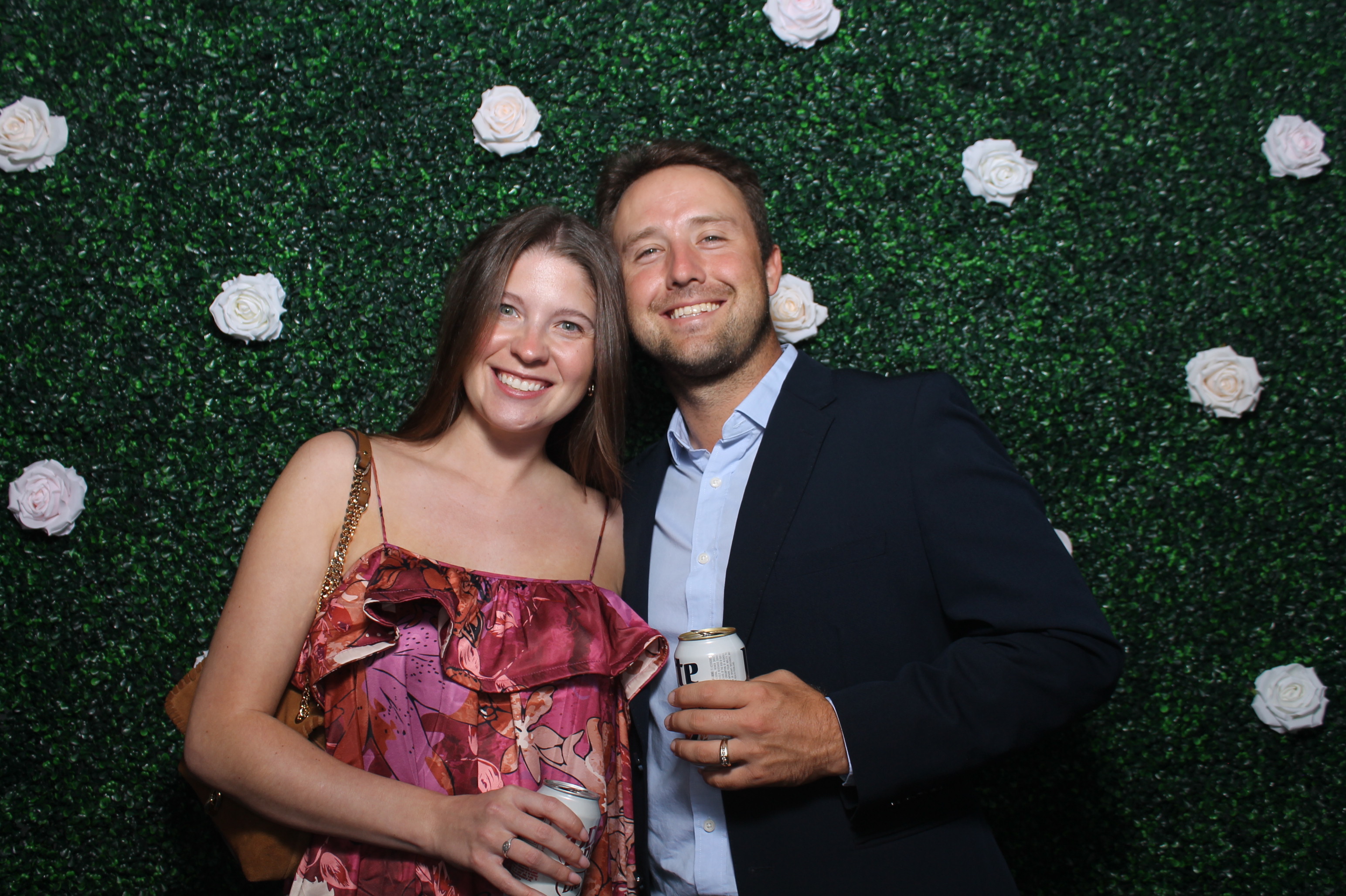 Aaron & Taylor | View more photos from the event at gallery.photoboothcincy.com/u/PhotoBoothCincy/Aaron-Taylor