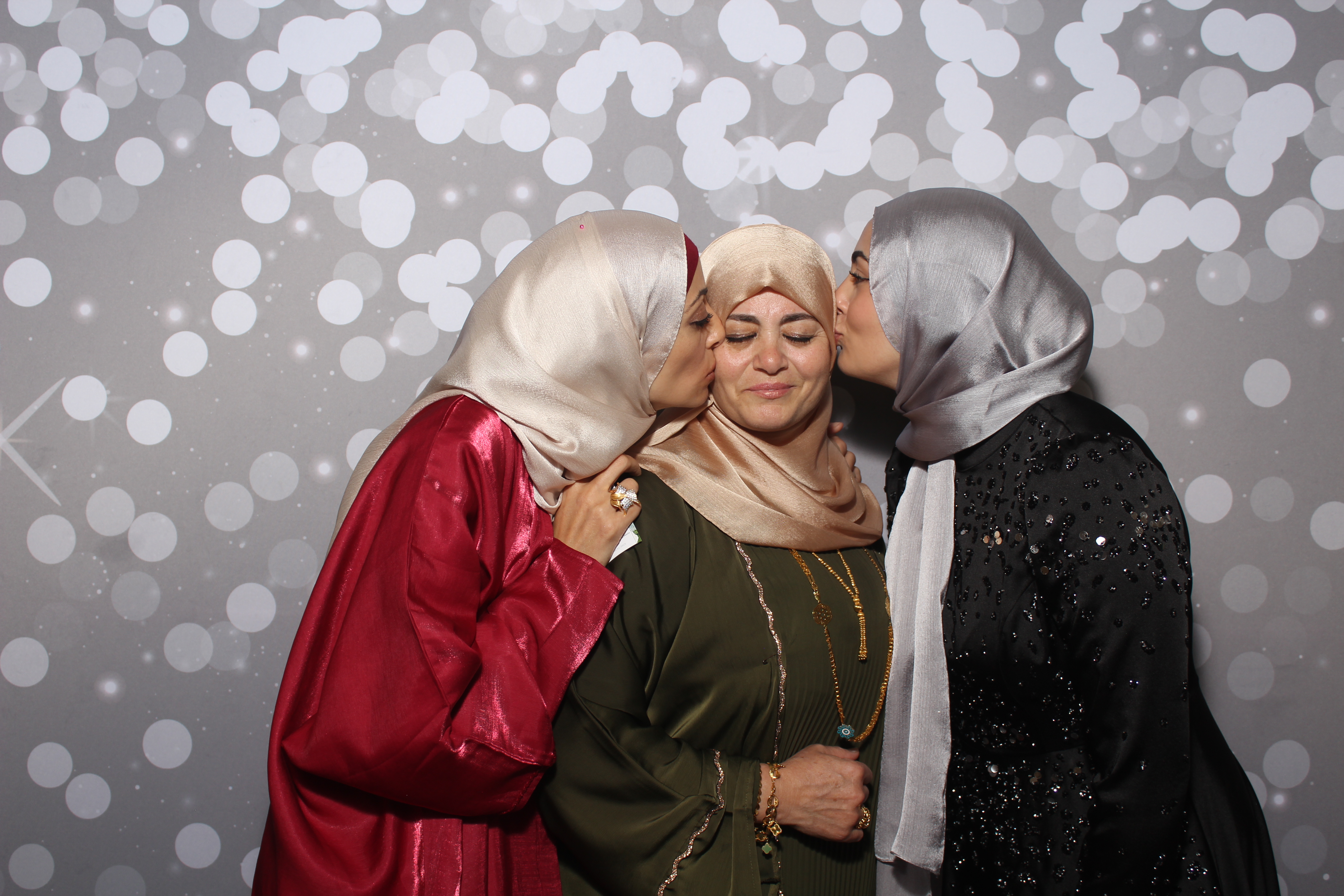 Abdelrahman & Sondos | View more photos from the event at gallery.photoboothcincy.com/u/PhotoBoothCincy/Abdelrahman-Sondos