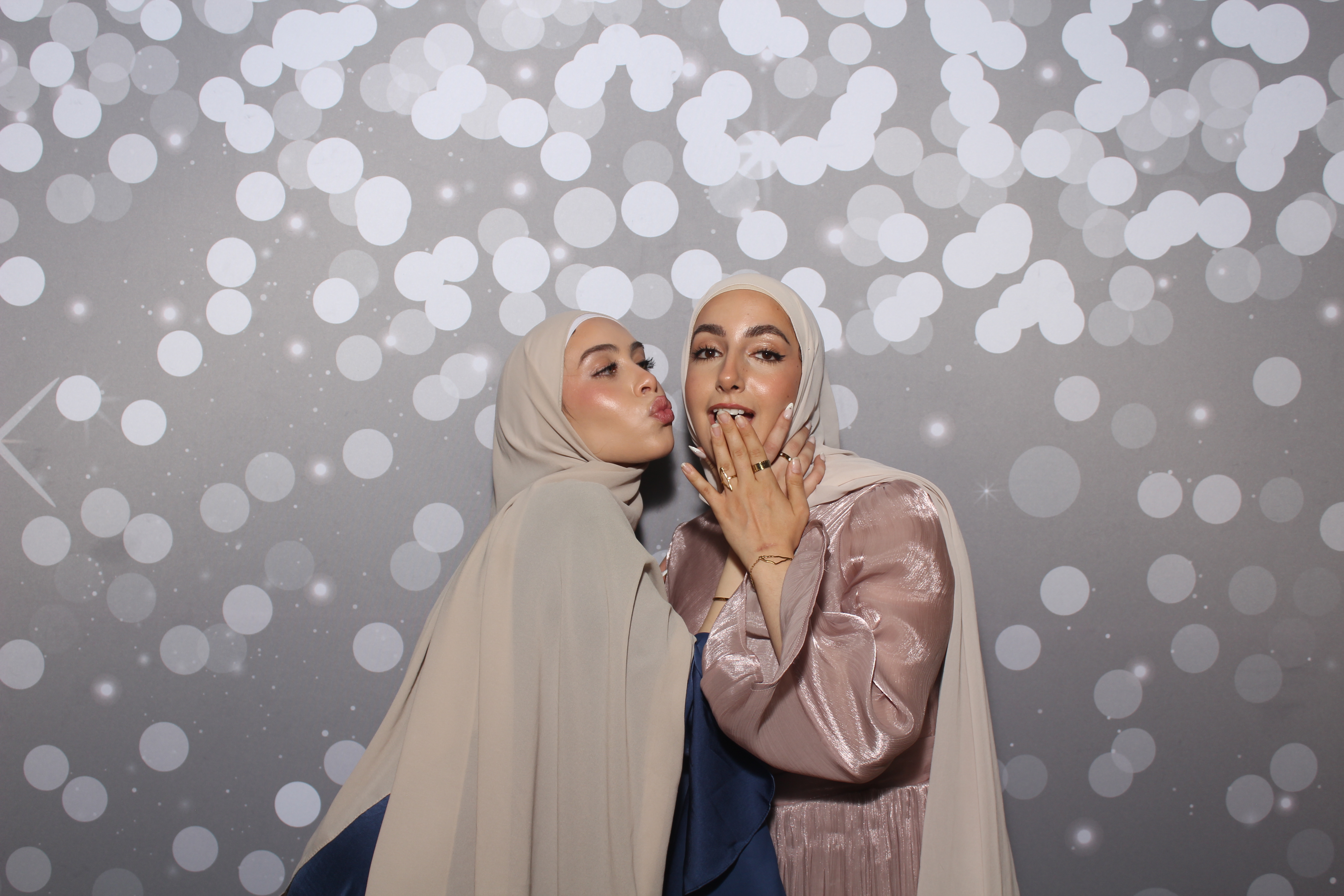 Abdelrahman & Sondos | View more photos from the event at gallery.photoboothcincy.com/u/PhotoBoothCincy/Abdelrahman-Sondos