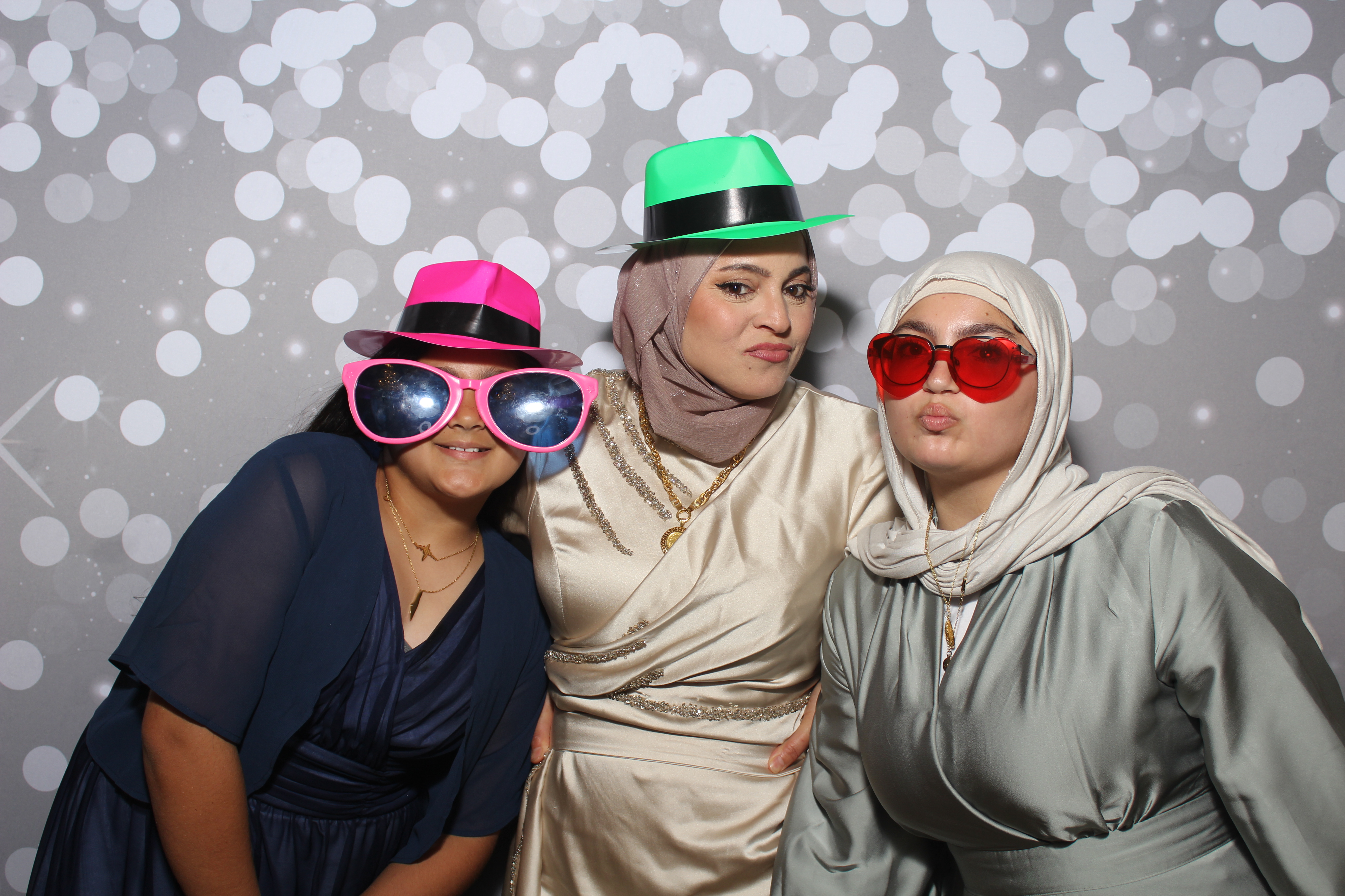 Abdelrahman & Sondos | View more photos from the event at gallery.photoboothcincy.com/u/PhotoBoothCincy/Abdelrahman-Sondos