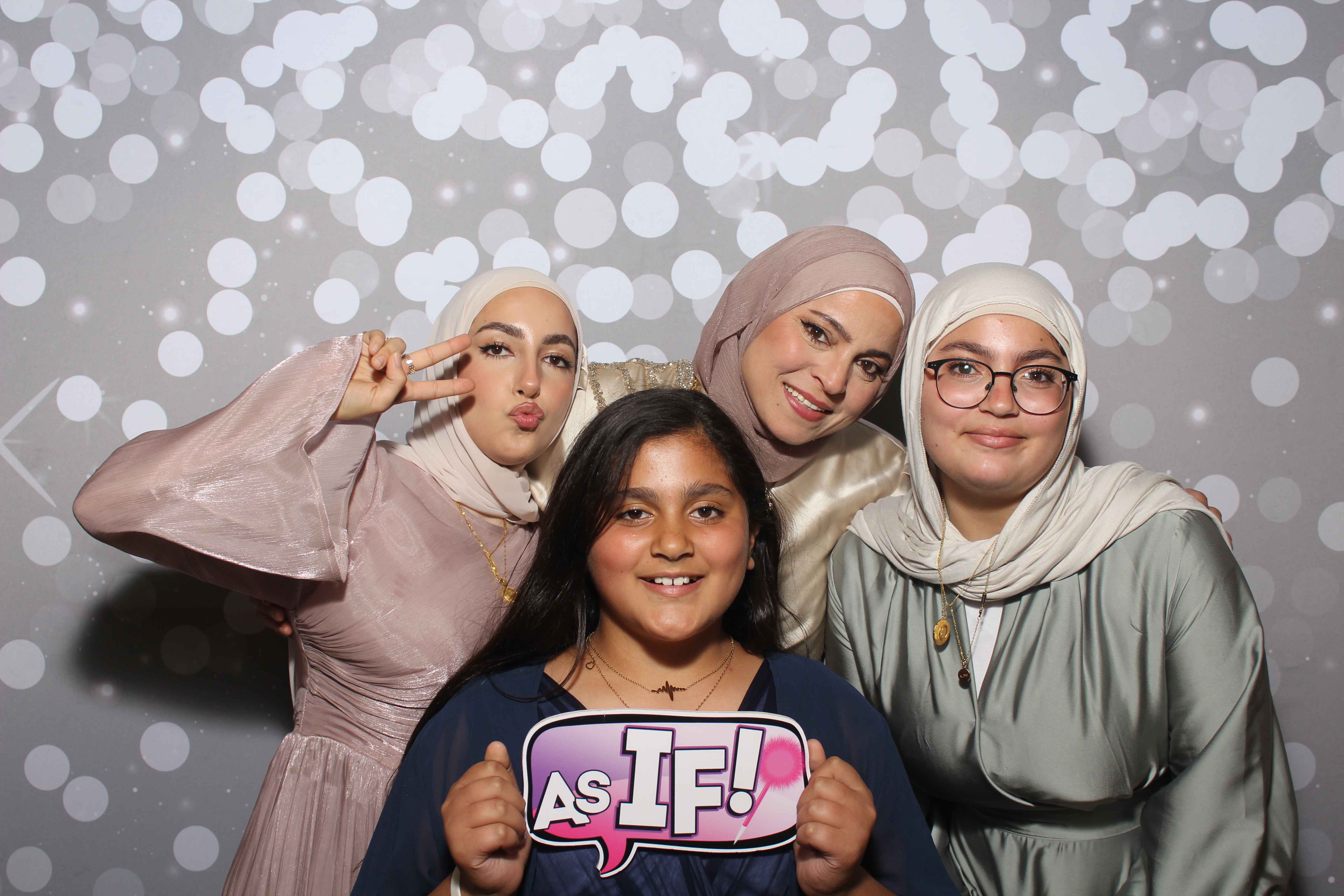 Abdelrahman & Sondos | View more photos from the event at gallery.photoboothcincy.com/u/PhotoBoothCincy/Abdelrahman-Sondos