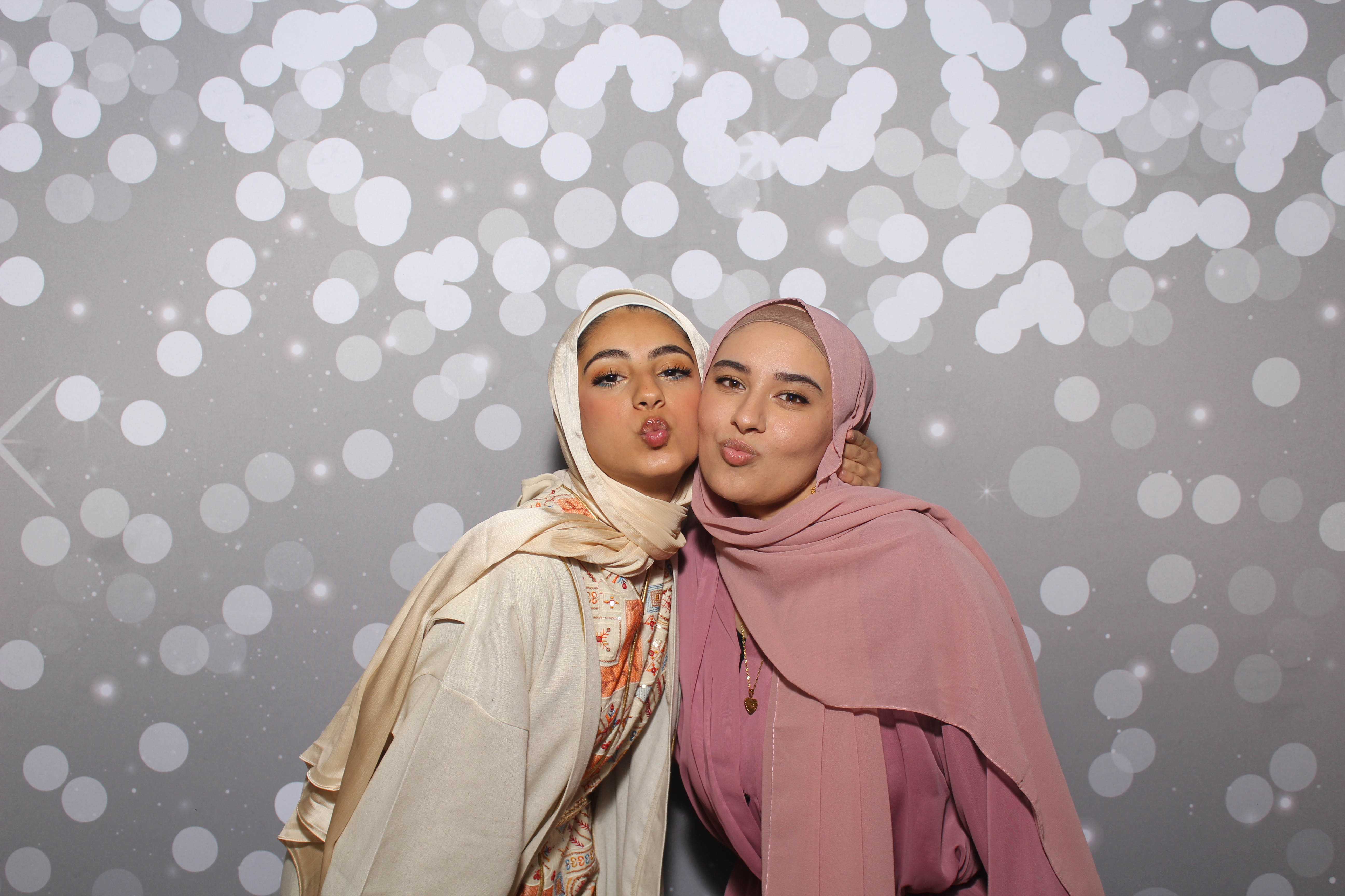 Abdelrahman & Sondos | View more photos from the event at gallery.photoboothcincy.com/u/PhotoBoothCincy/Abdelrahman-Sondos