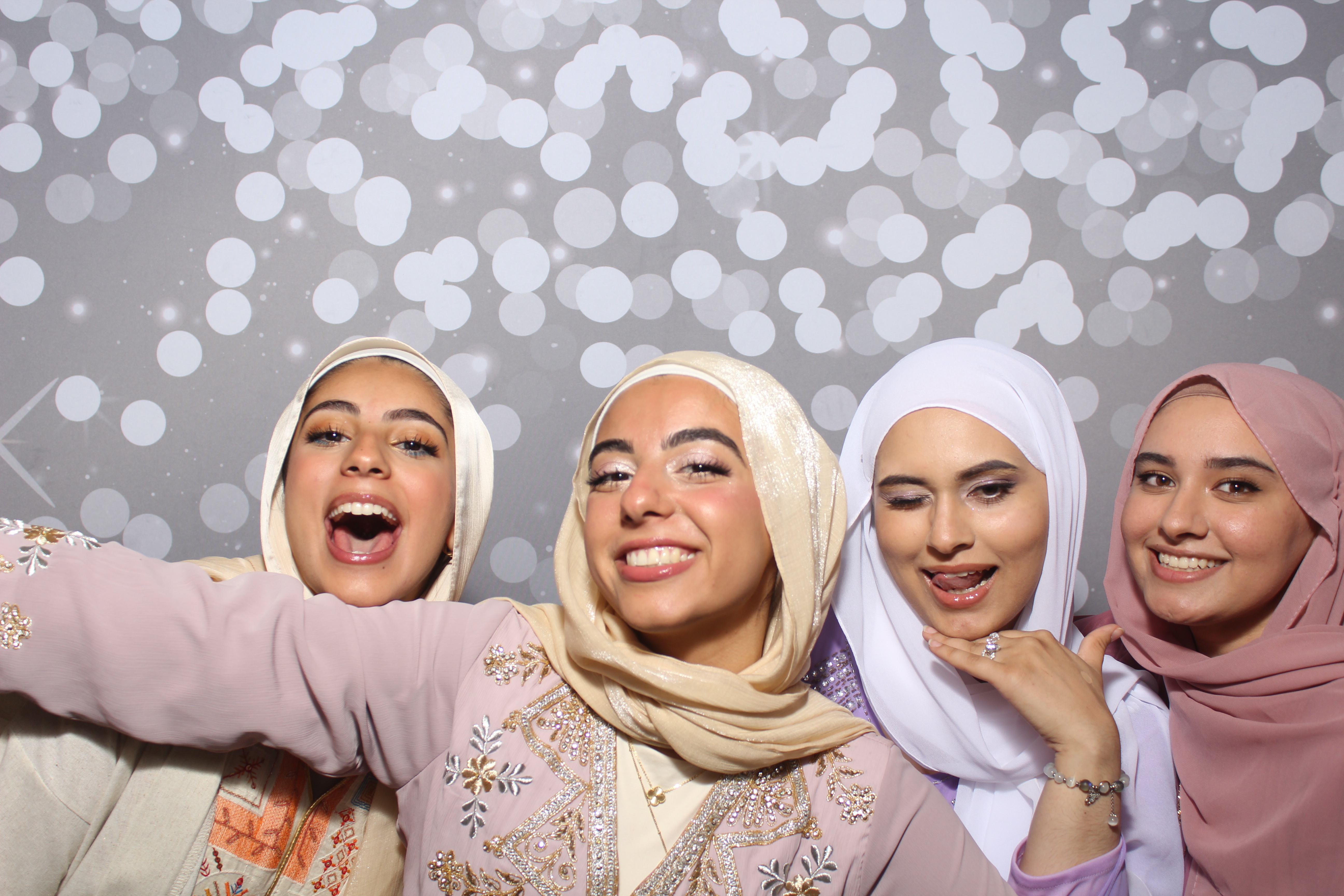 Abdelrahman & Sondos | View more photos from the event at gallery.photoboothcincy.com/u/PhotoBoothCincy/Abdelrahman-Sondos