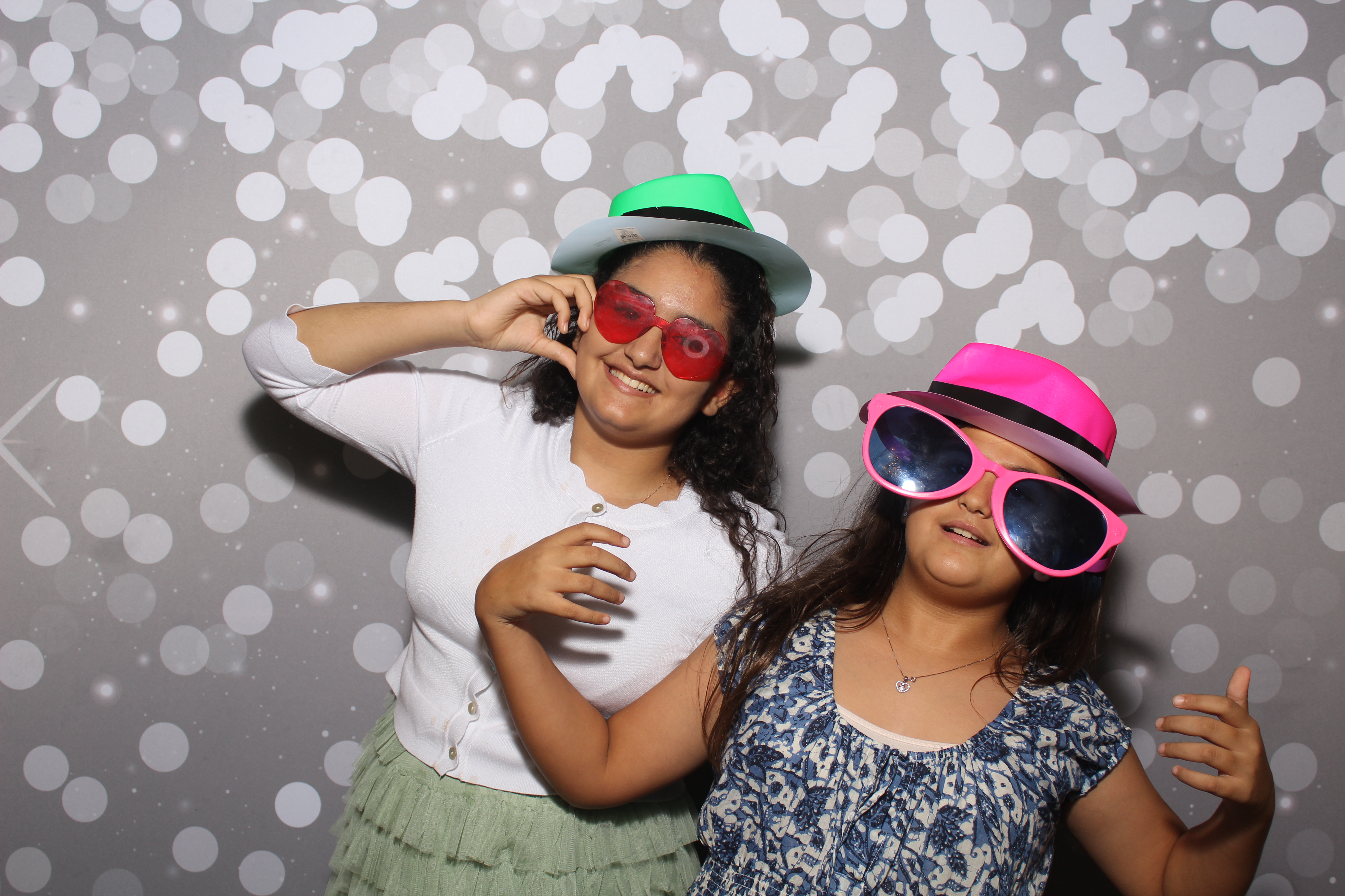 Abdelrahman & Sondos | View more photos from the event at gallery.photoboothcincy.com/u/PhotoBoothCincy/Abdelrahman-Sondos