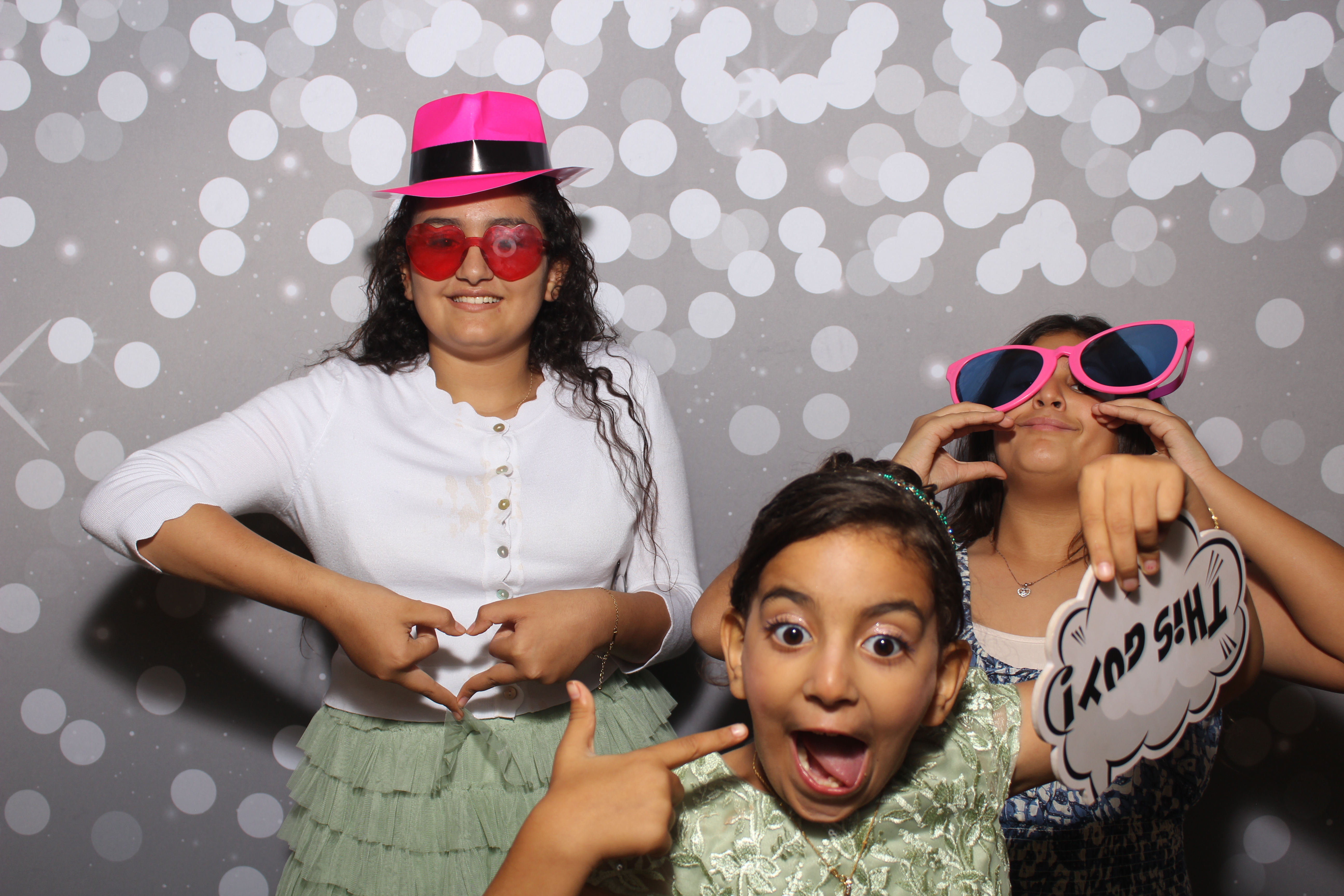 Abdelrahman & Sondos | View more photos from the event at gallery.photoboothcincy.com/u/PhotoBoothCincy/Abdelrahman-Sondos