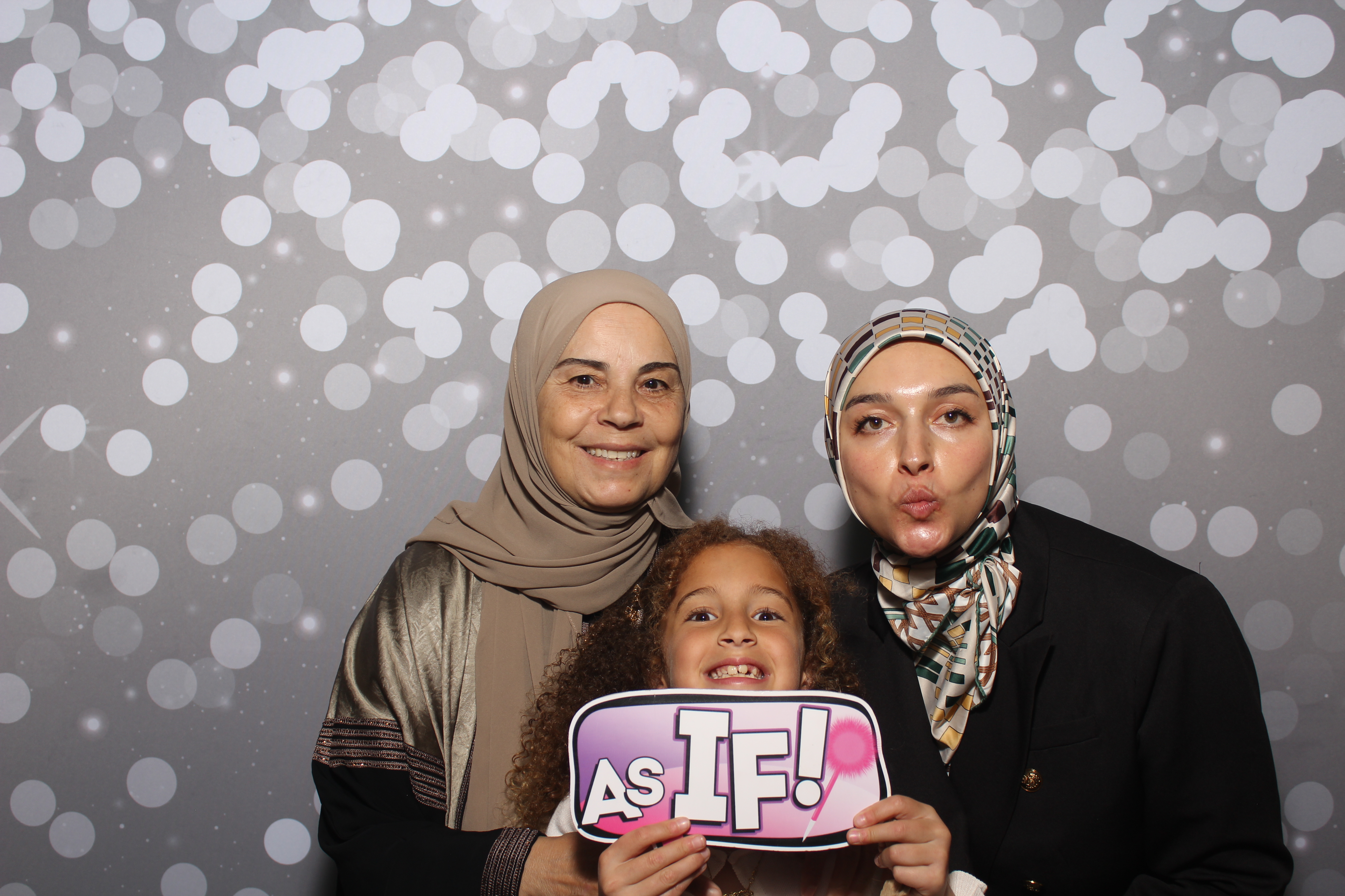 Abdelrahman & Sondos | View more photos from the event at gallery.photoboothcincy.com/u/PhotoBoothCincy/Abdelrahman-Sondos