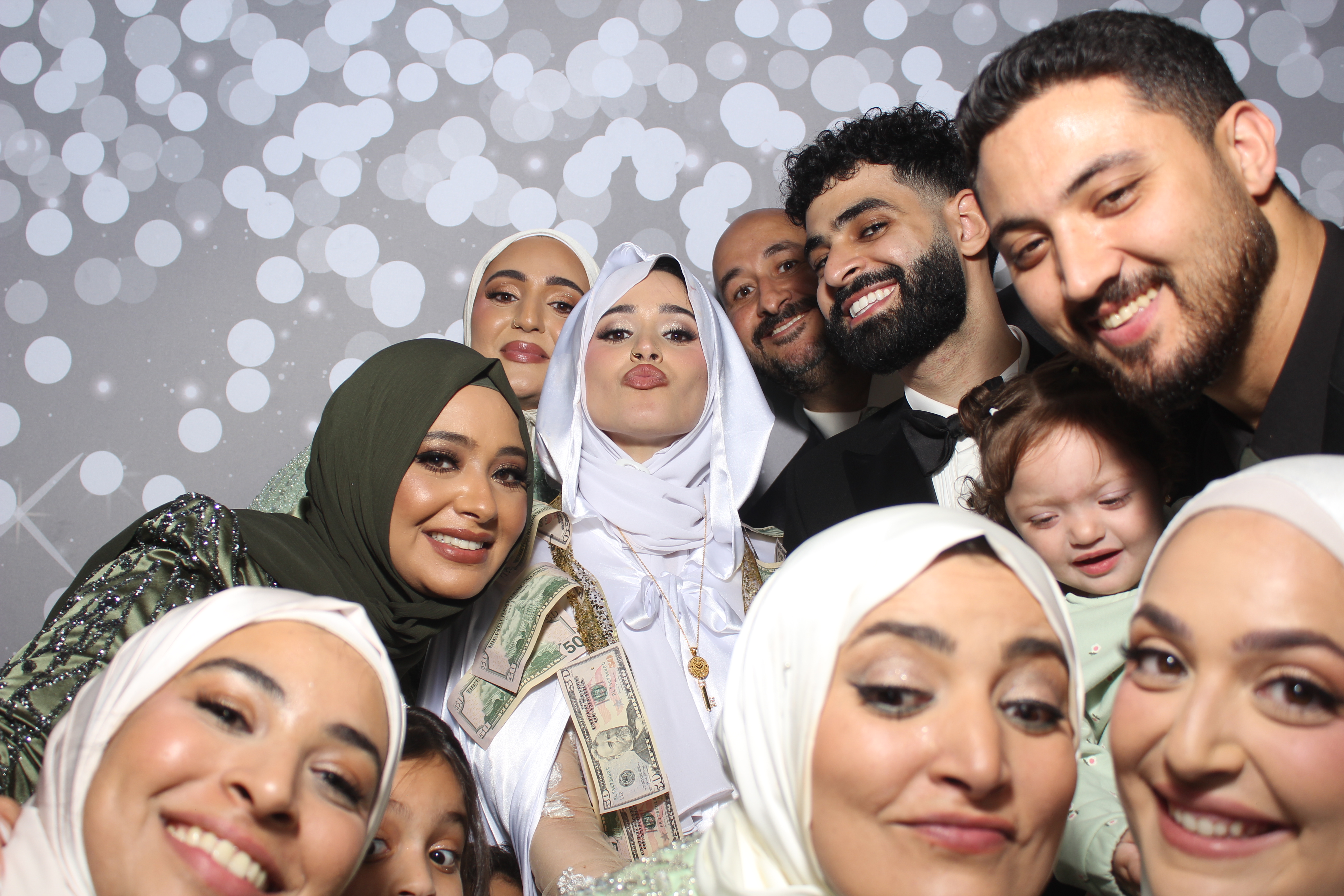 Abdelrahman & Sondos | View more photos from the event at gallery.photoboothcincy.com/u/PhotoBoothCincy/Abdelrahman-Sondos