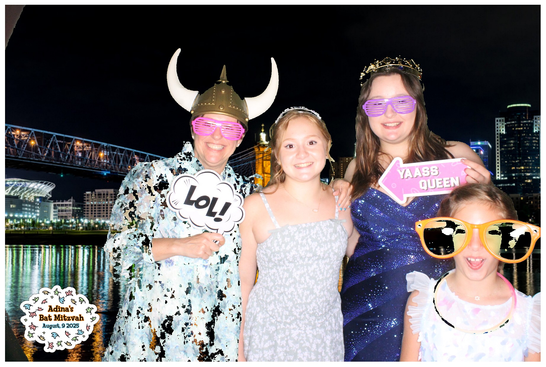 Adina's Bat Mitzvah | View more photos from the event at gallery.photoboothcincy.com/u/PhotoBoothCincy/Adinas-Bat-Mitzvah