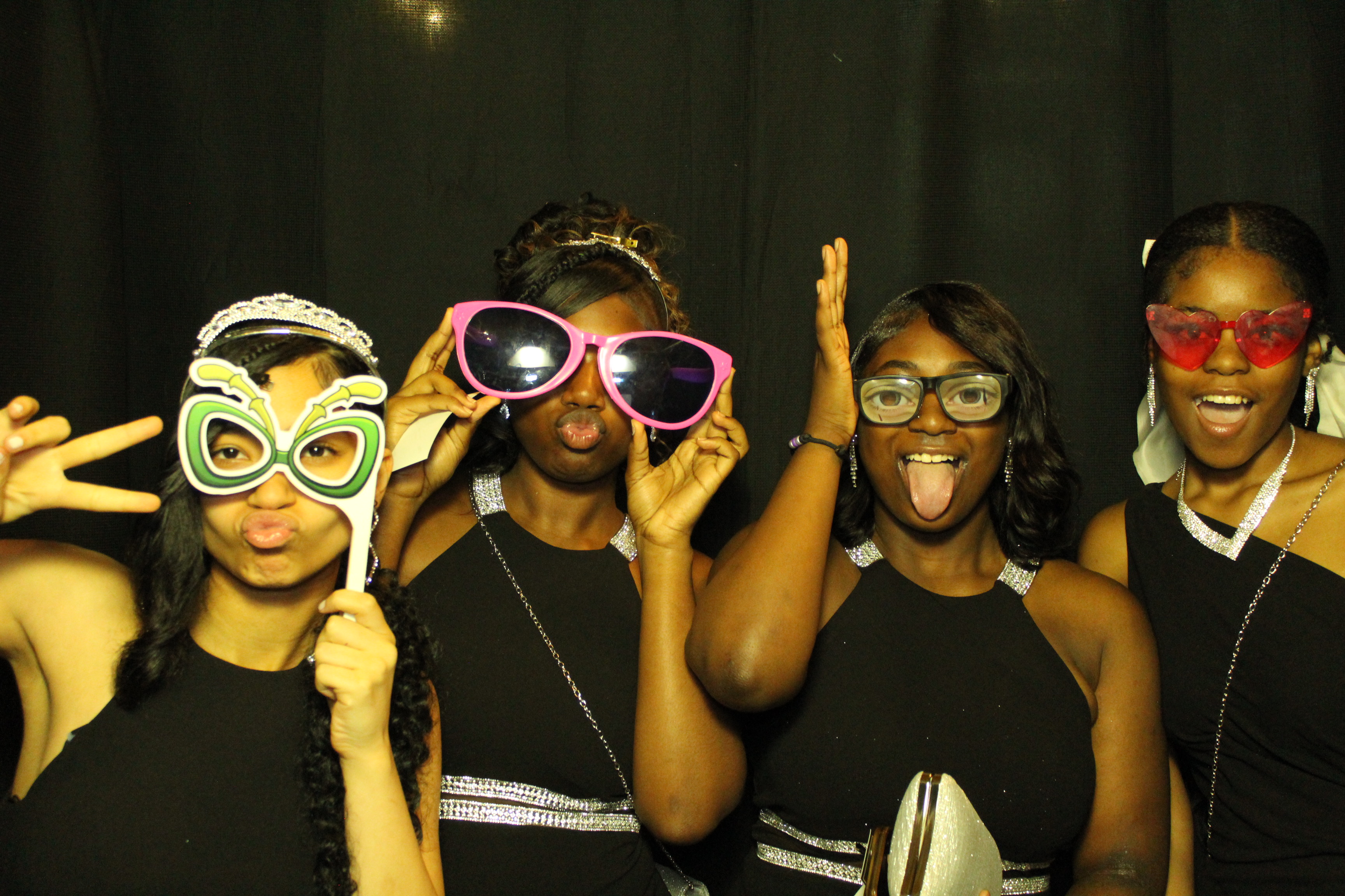 Aiken High School Prom 2025 | View more photos from the event at gallery.photoboothcincy.com/u/PhotoBoothCincy/Aiken-High-School-Prom-2025