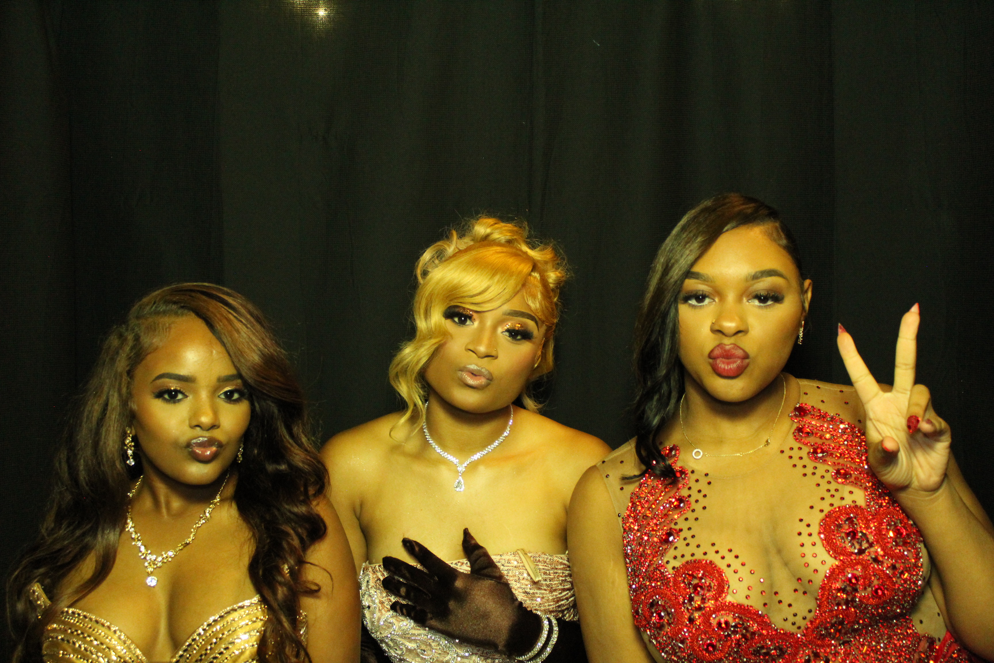 Aiken High School Prom 2025 | View more photos from the event at gallery.photoboothcincy.com/u/PhotoBoothCincy/Aiken-High-School-Prom-2025