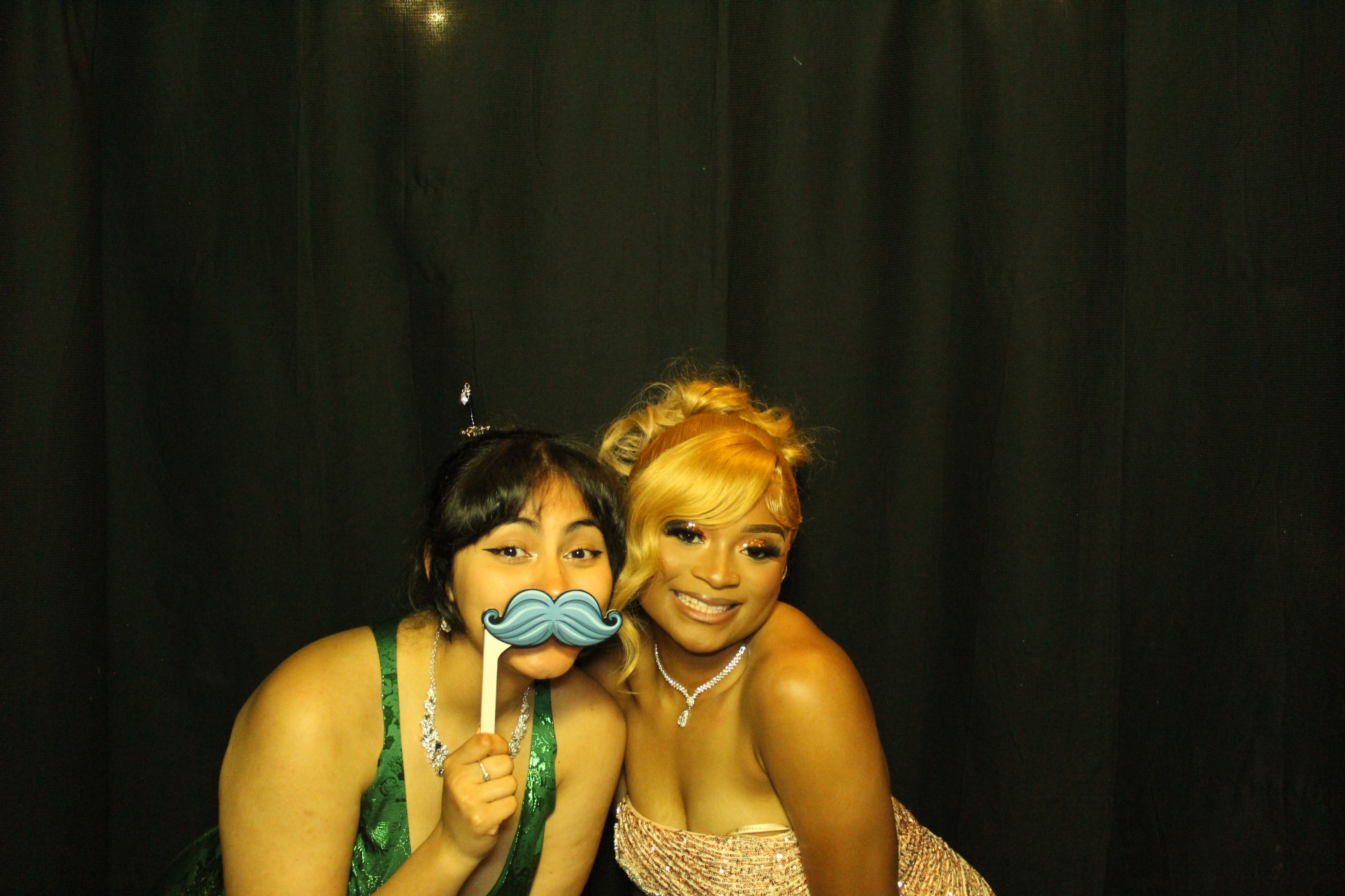 Aiken High School Prom 2025 | View more photos from the event at gallery.photoboothcincy.com/u/PhotoBoothCincy/Aiken-High-School-Prom-2025