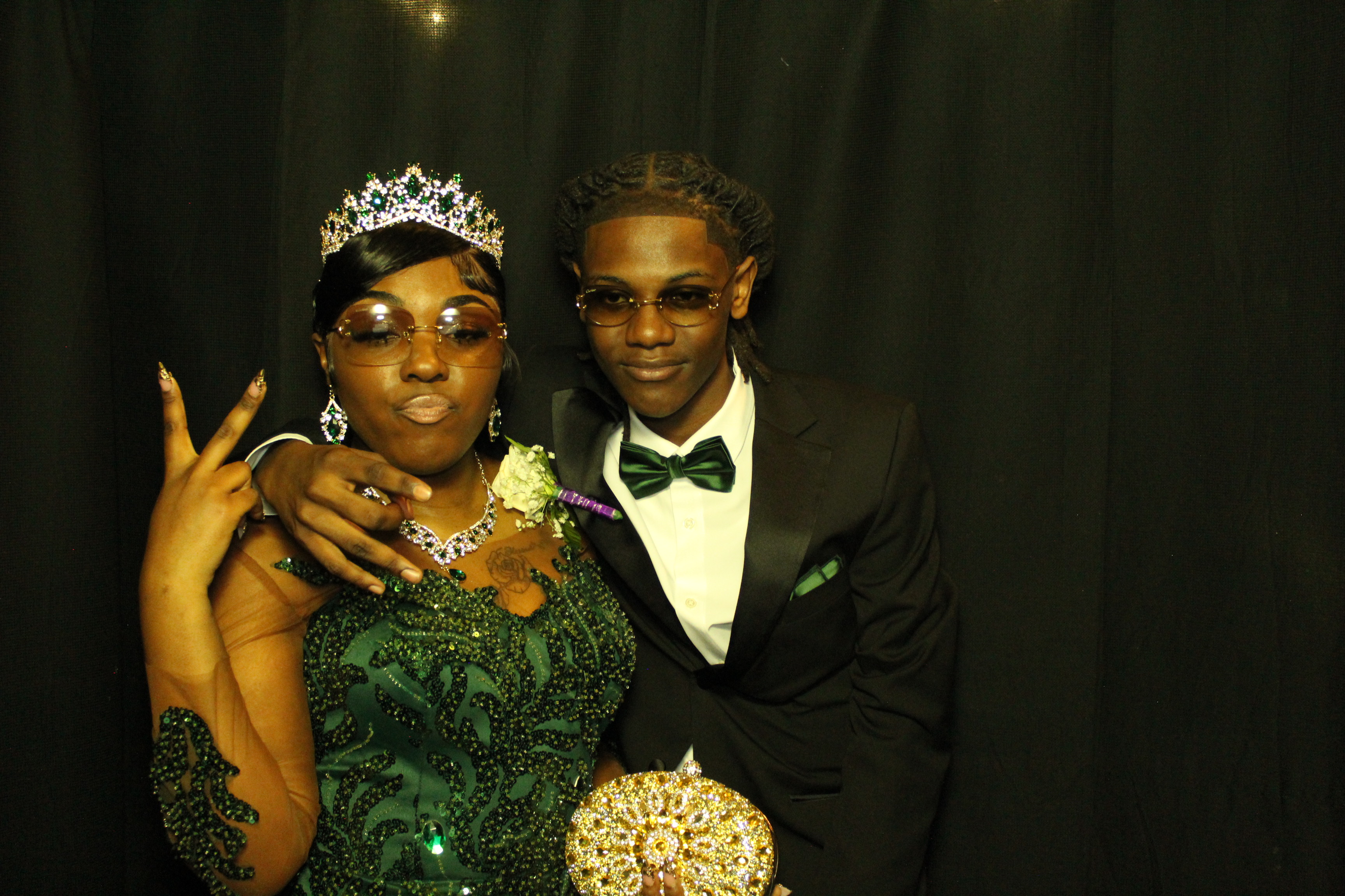 Aiken High School Prom 2025 | View more photos from the event at gallery.photoboothcincy.com/u/PhotoBoothCincy/Aiken-High-School-Prom-2025