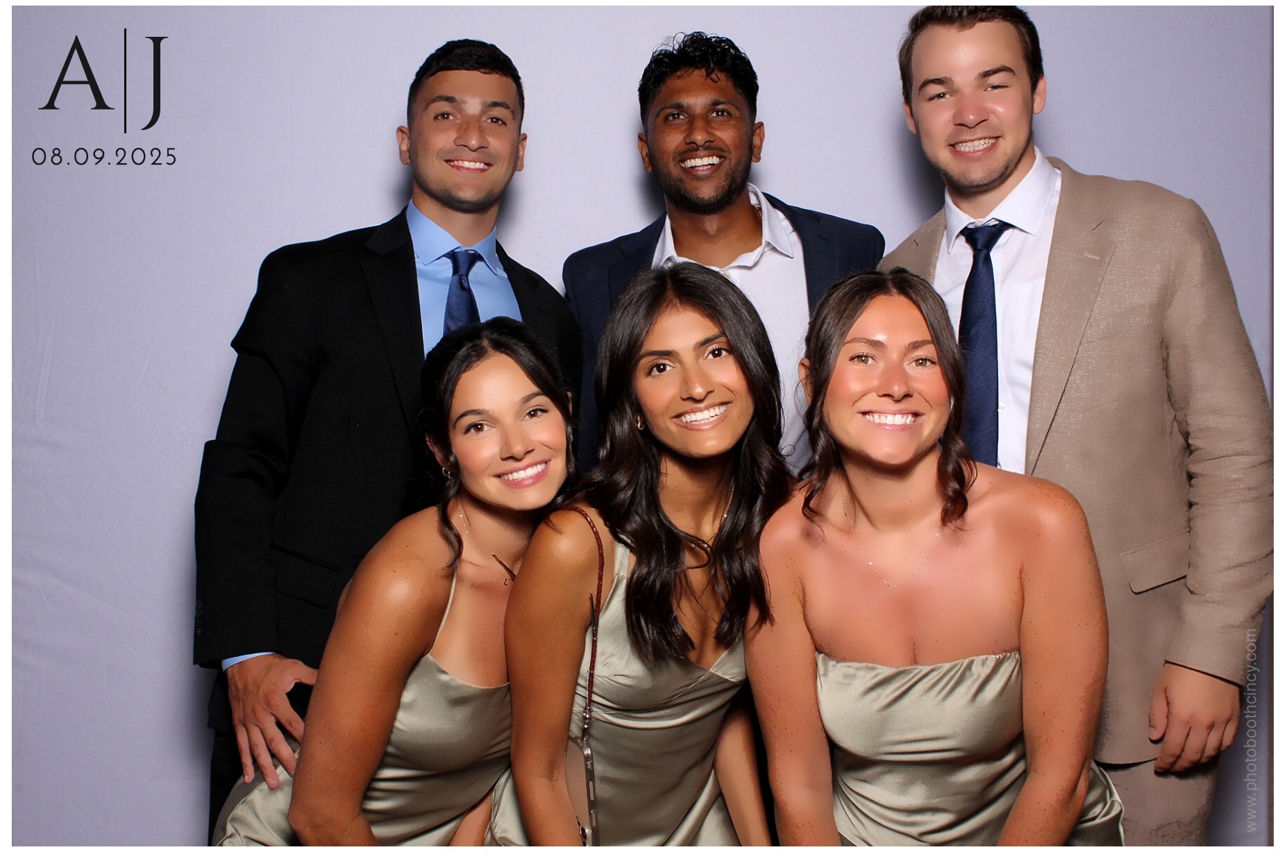 Alexa & Jack | View more photos from the event at gallery.photoboothcincy.com/u/PhotoBoothCincy/Alexa-Jack