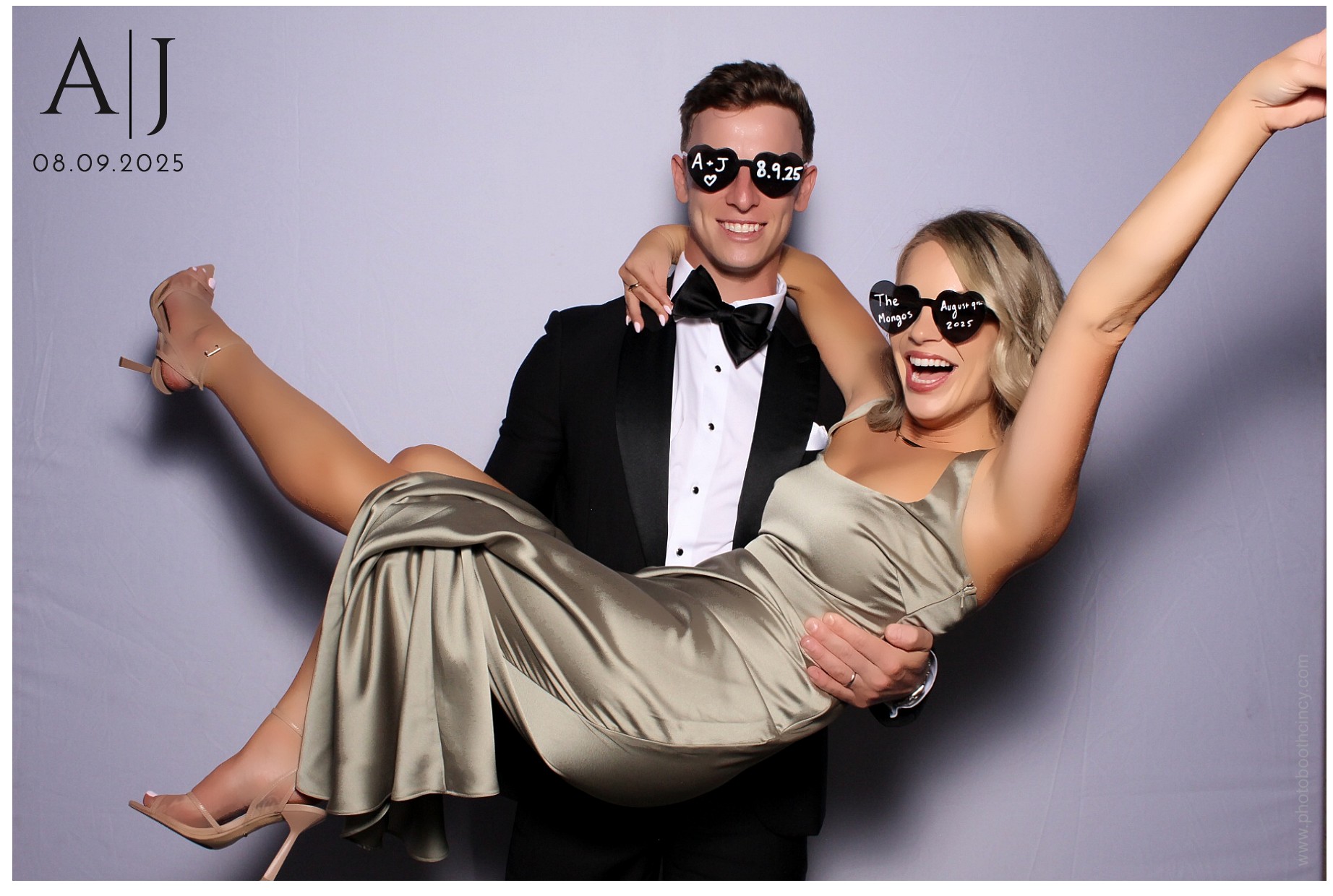 Alexa & Jack | View more photos from the event at gallery.photoboothcincy.com/u/PhotoBoothCincy/Alexa-Jack