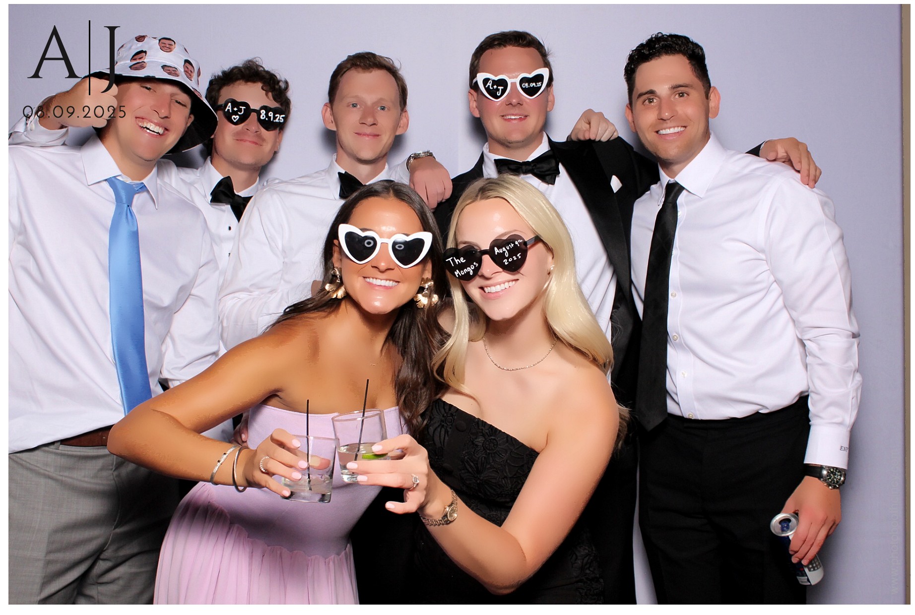 Alexa & Jack | View more photos from the event at gallery.photoboothcincy.com/u/PhotoBoothCincy/Alexa-Jack