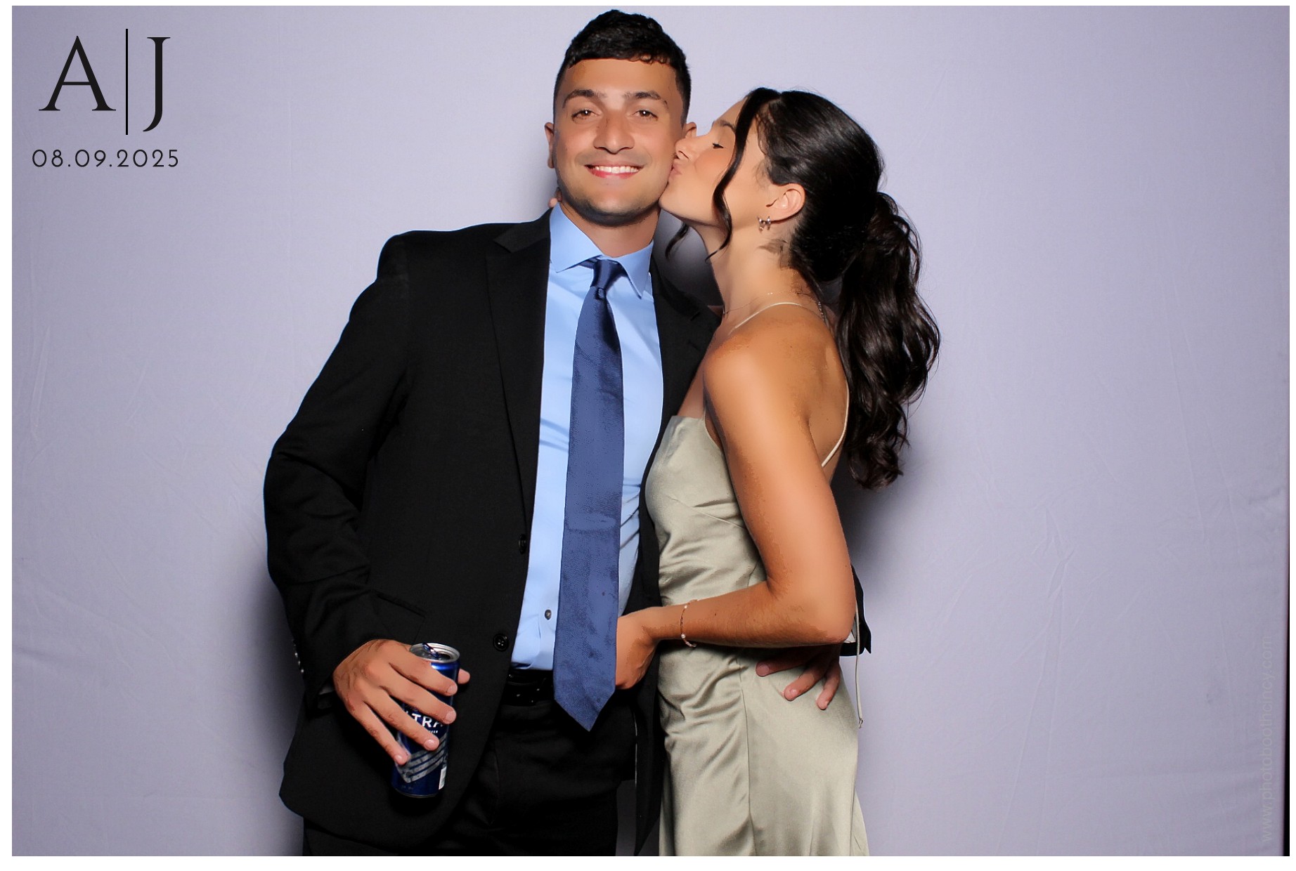 Alexa & Jack | View more photos from the event at gallery.photoboothcincy.com/u/PhotoBoothCincy/Alexa-Jack