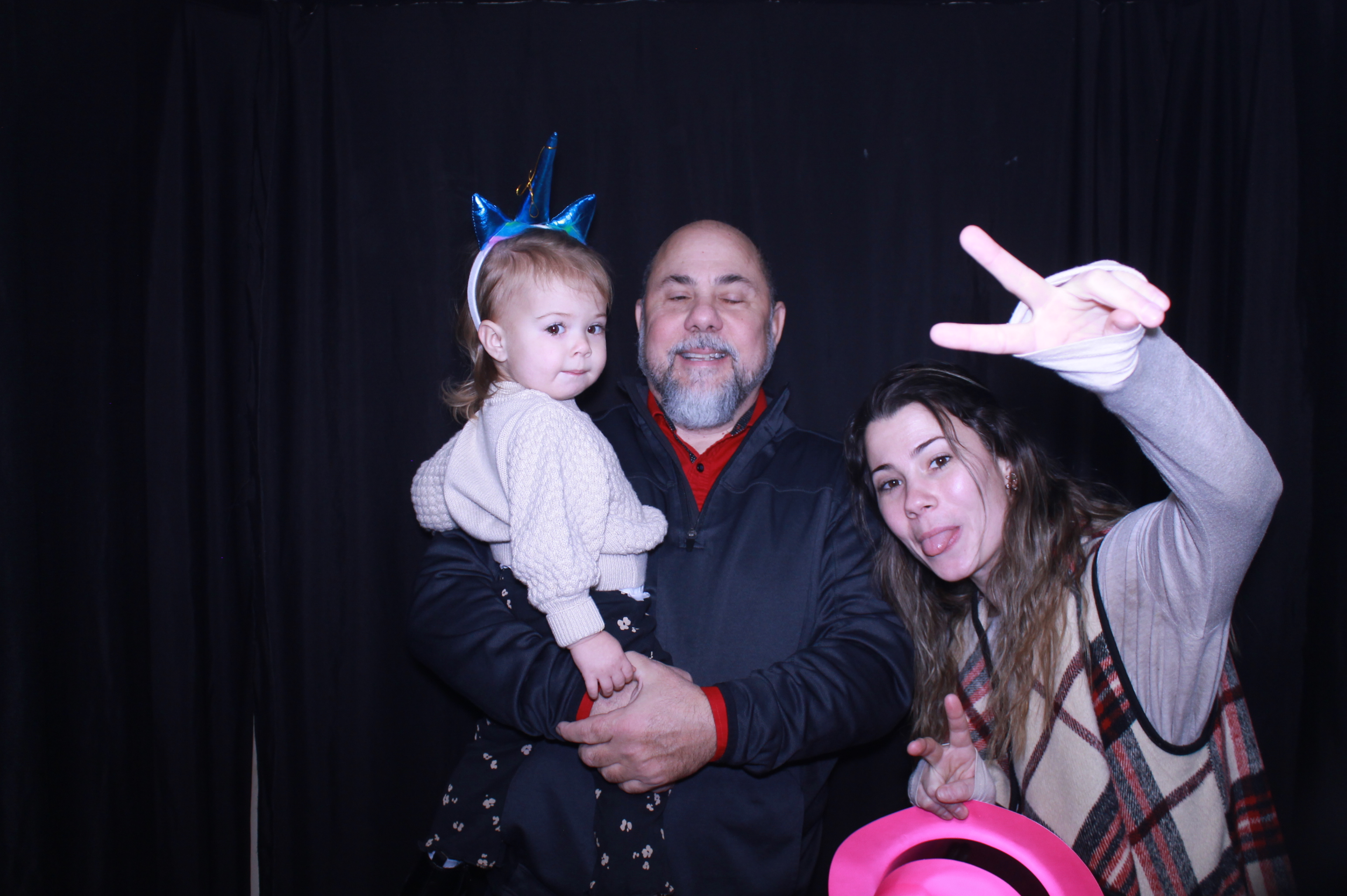 Alkermas Breakfast with Santa | View more photos from the event at gallery.photoboothcincy.com/u/PhotoBoothCincy/Alkermas-Breakfast-with-Santa
