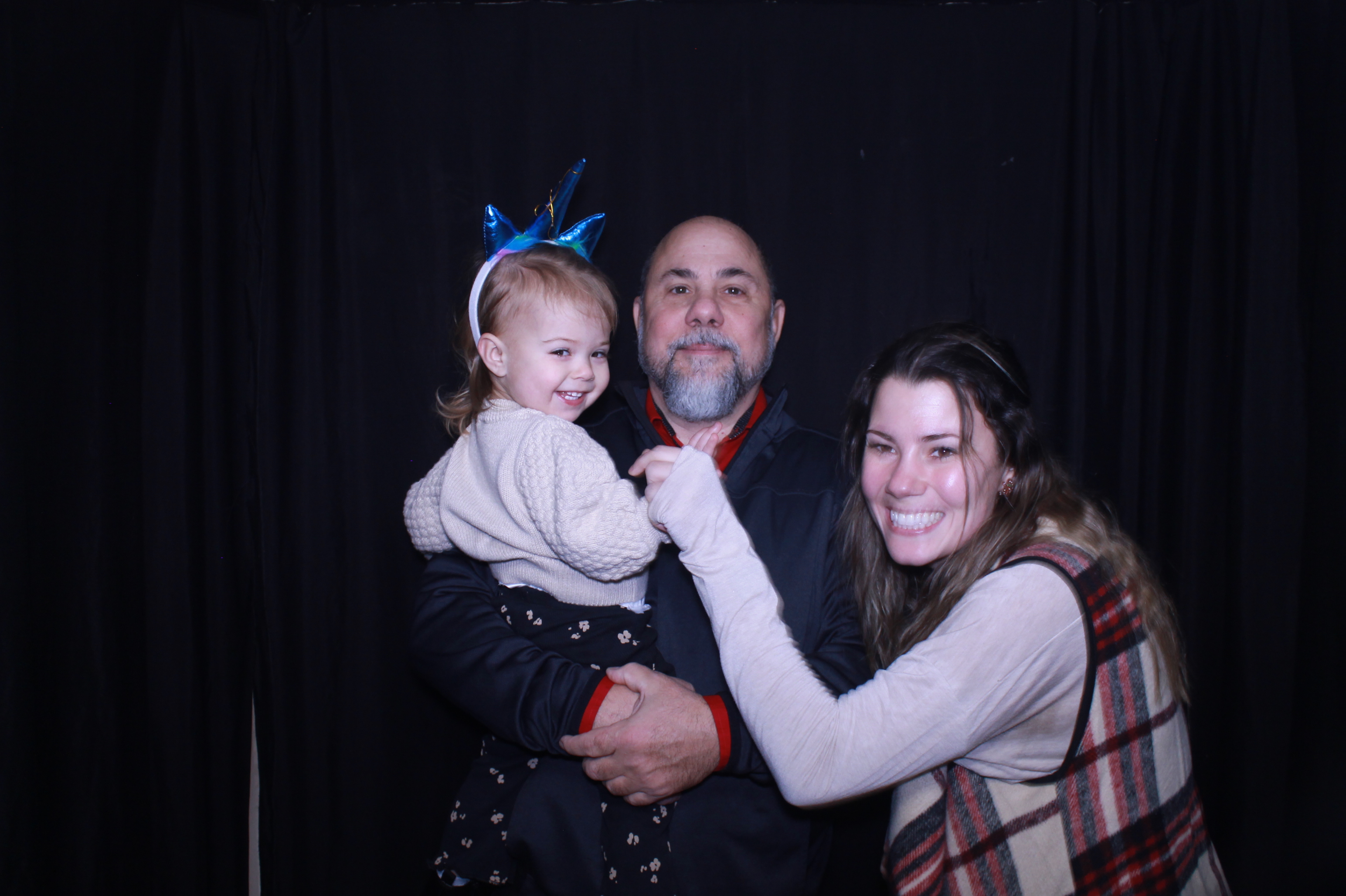 Alkermas Breakfast with Santa | View more photos from the event at gallery.photoboothcincy.com/u/PhotoBoothCincy/Alkermas-Breakfast-with-Santa