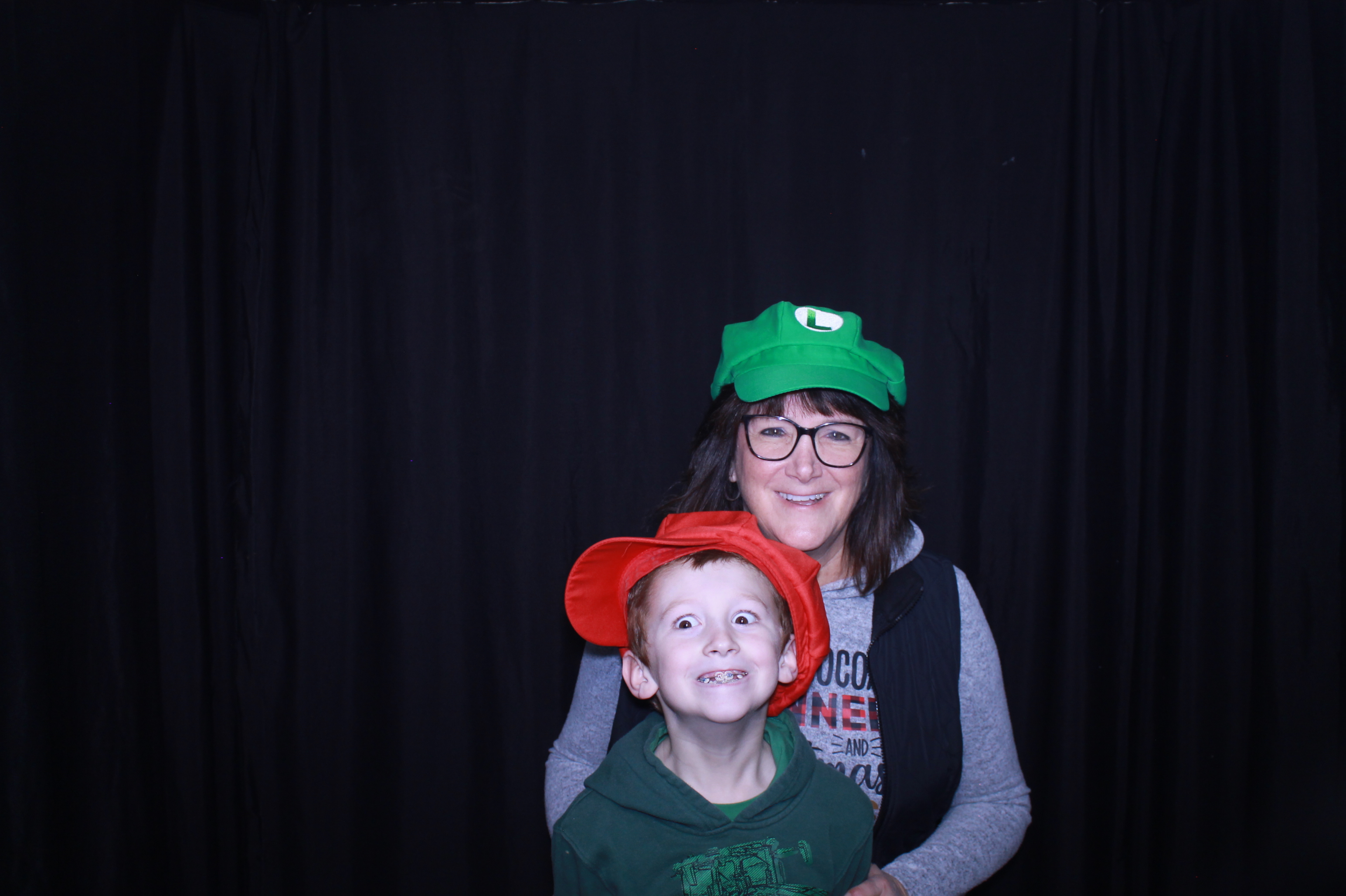 Alkermas Breakfast with Santa | View more photos from the event at gallery.photoboothcincy.com/u/PhotoBoothCincy/Alkermas-Breakfast-with-Santa