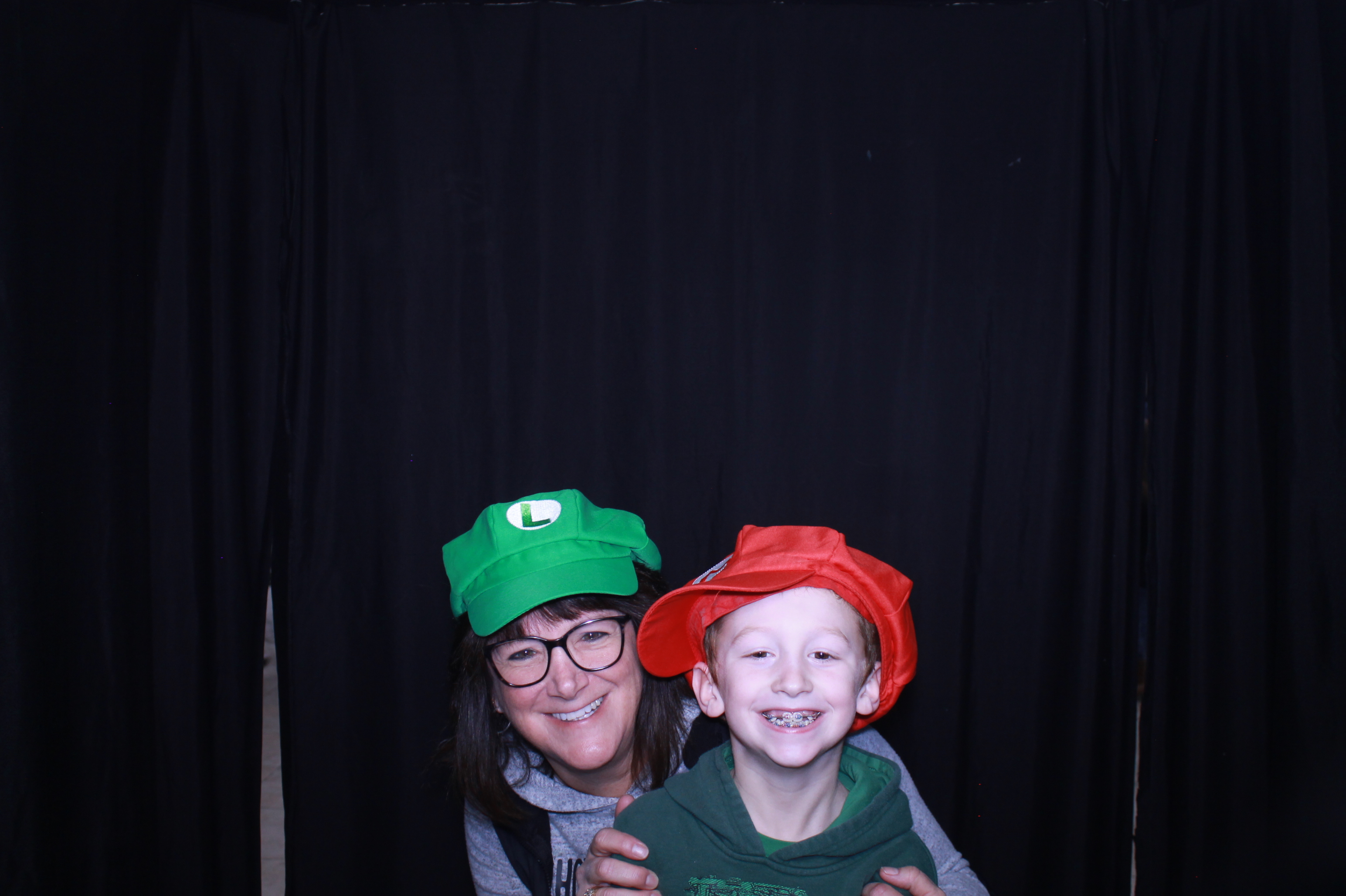 Alkermas Breakfast with Santa | View more photos from the event at gallery.photoboothcincy.com/u/PhotoBoothCincy/Alkermas-Breakfast-with-Santa