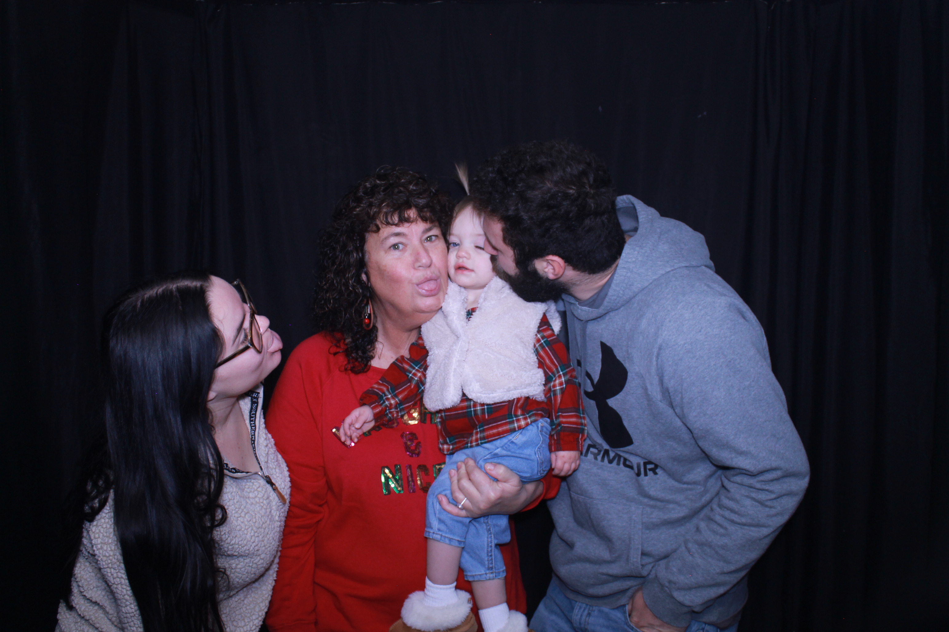 Alkermas Breakfast with Santa | View more photos from the event at gallery.photoboothcincy.com/u/PhotoBoothCincy/Alkermas-Breakfast-with-Santa